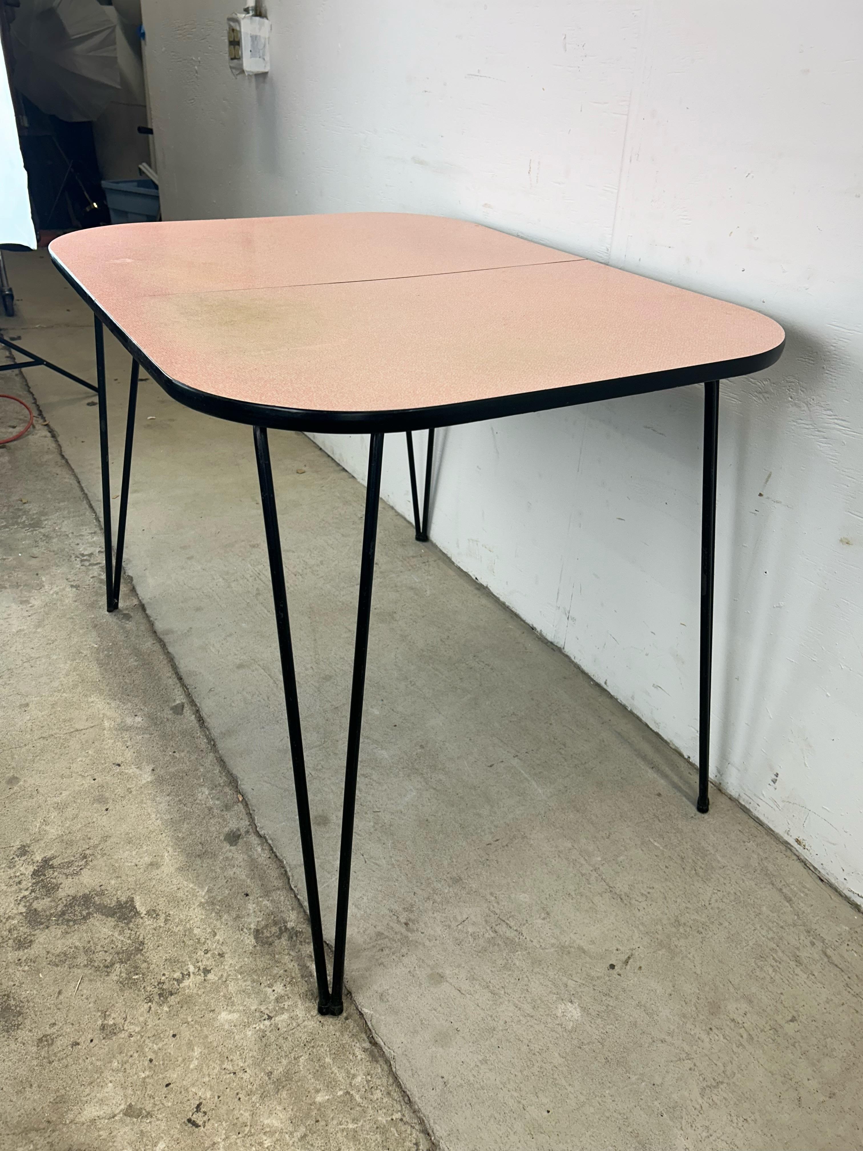 Mid Century Modern Pink & White Dining Table with Hairpin Legs For Sale 11