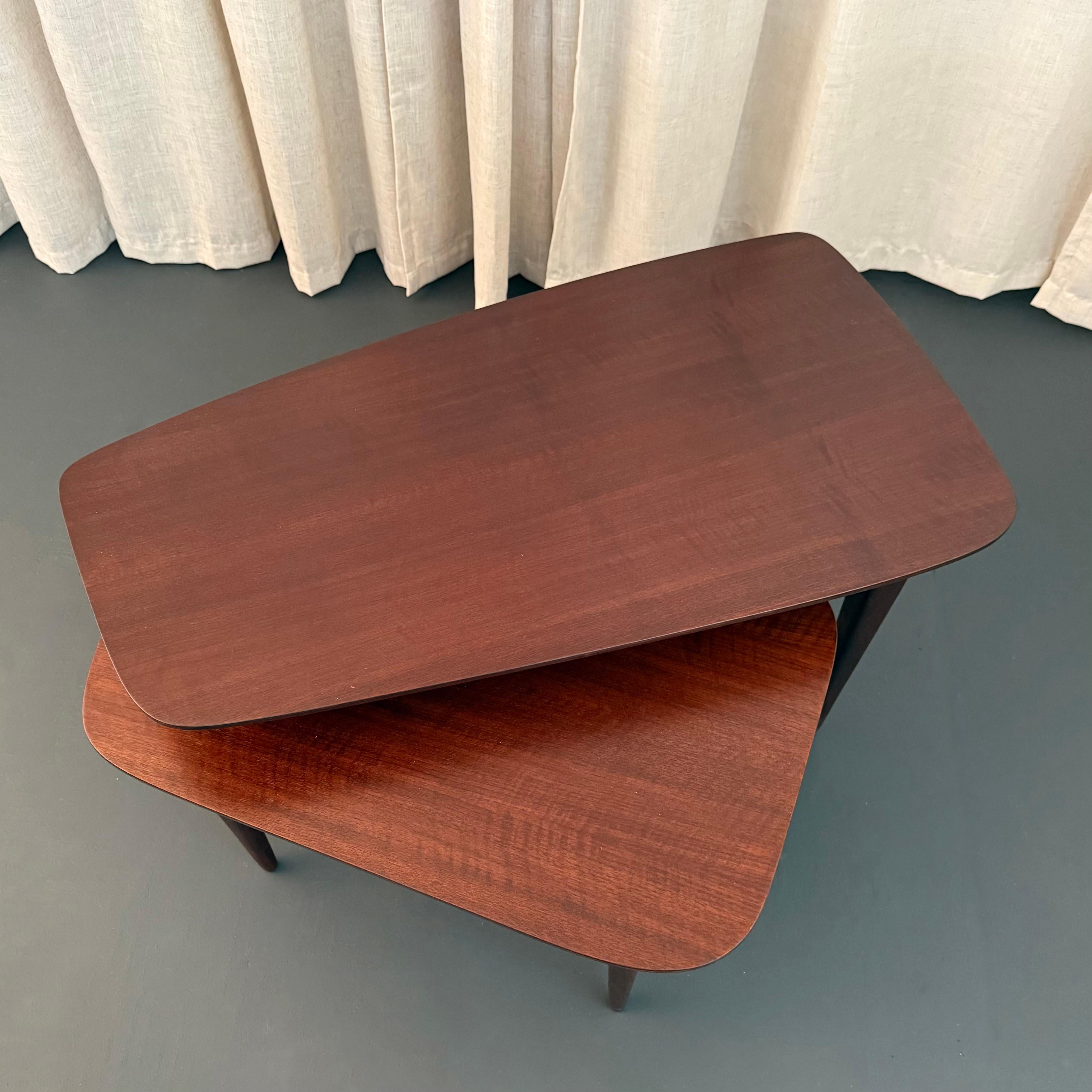 Mid-Century Modern Pivoting Two-Tiered Walnut Coffee Table 5