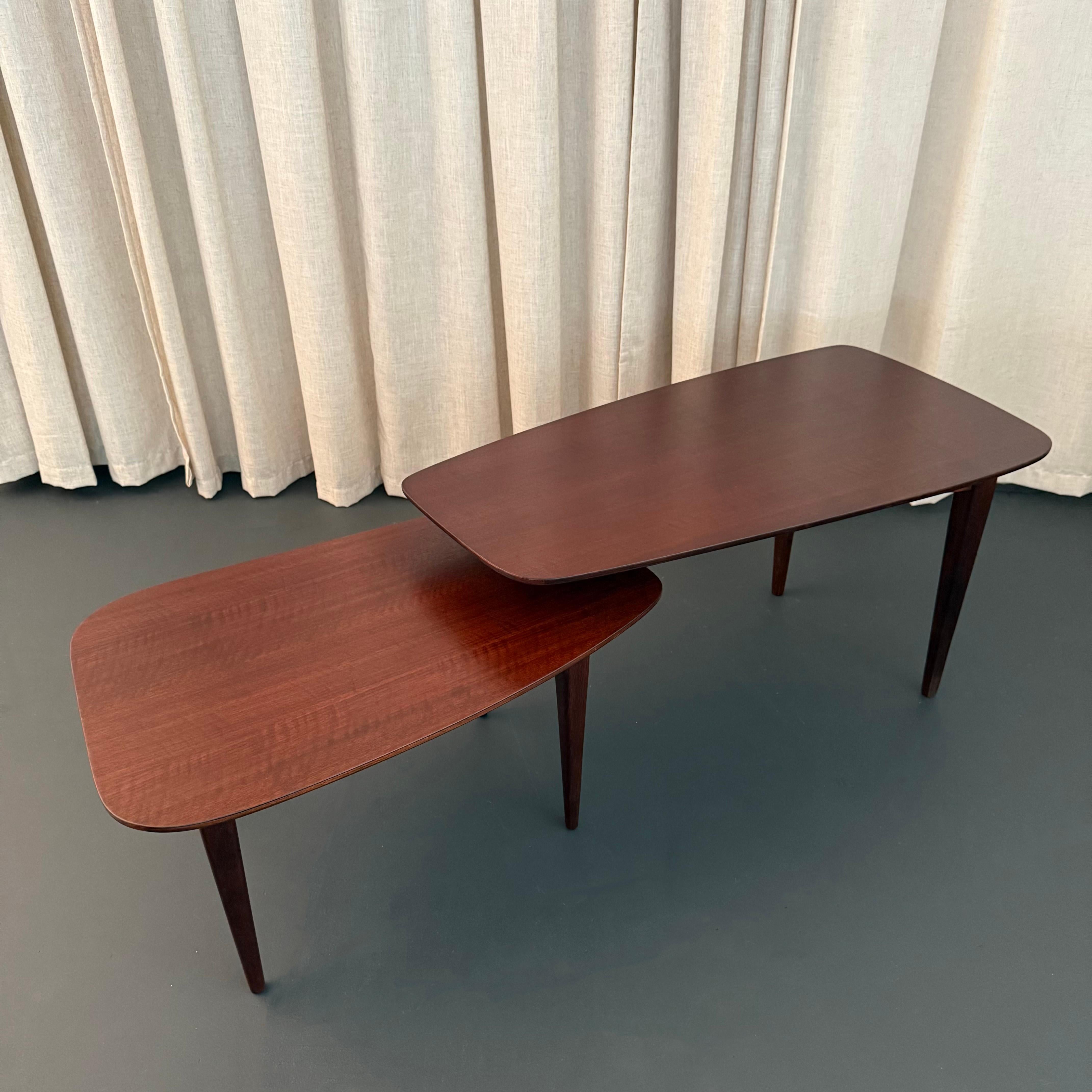 Mid-Century Modern Pivoting Two-Tiered Walnut Coffee Table 3