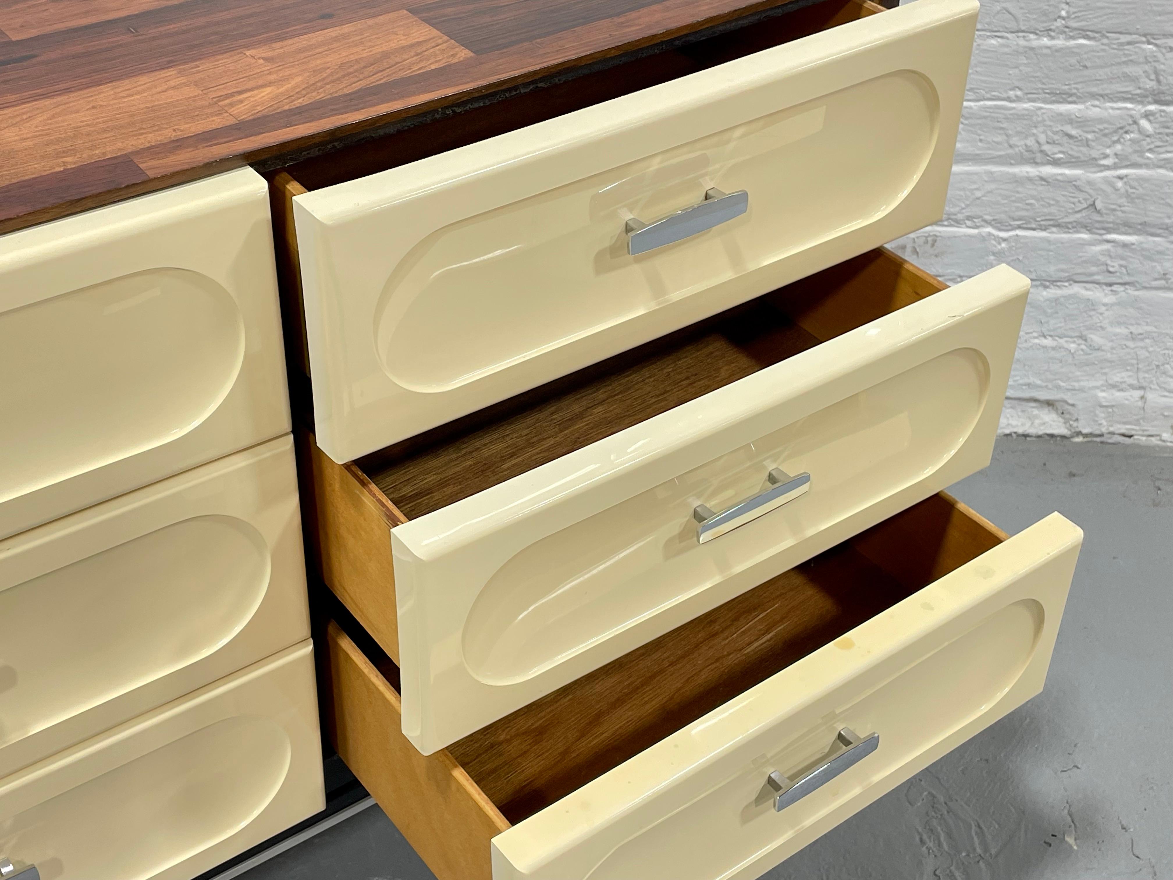 Mid Century Modern Plastic + ROSEWOOD CREDENZA / Long Dresser by Vallieres For Sale 5