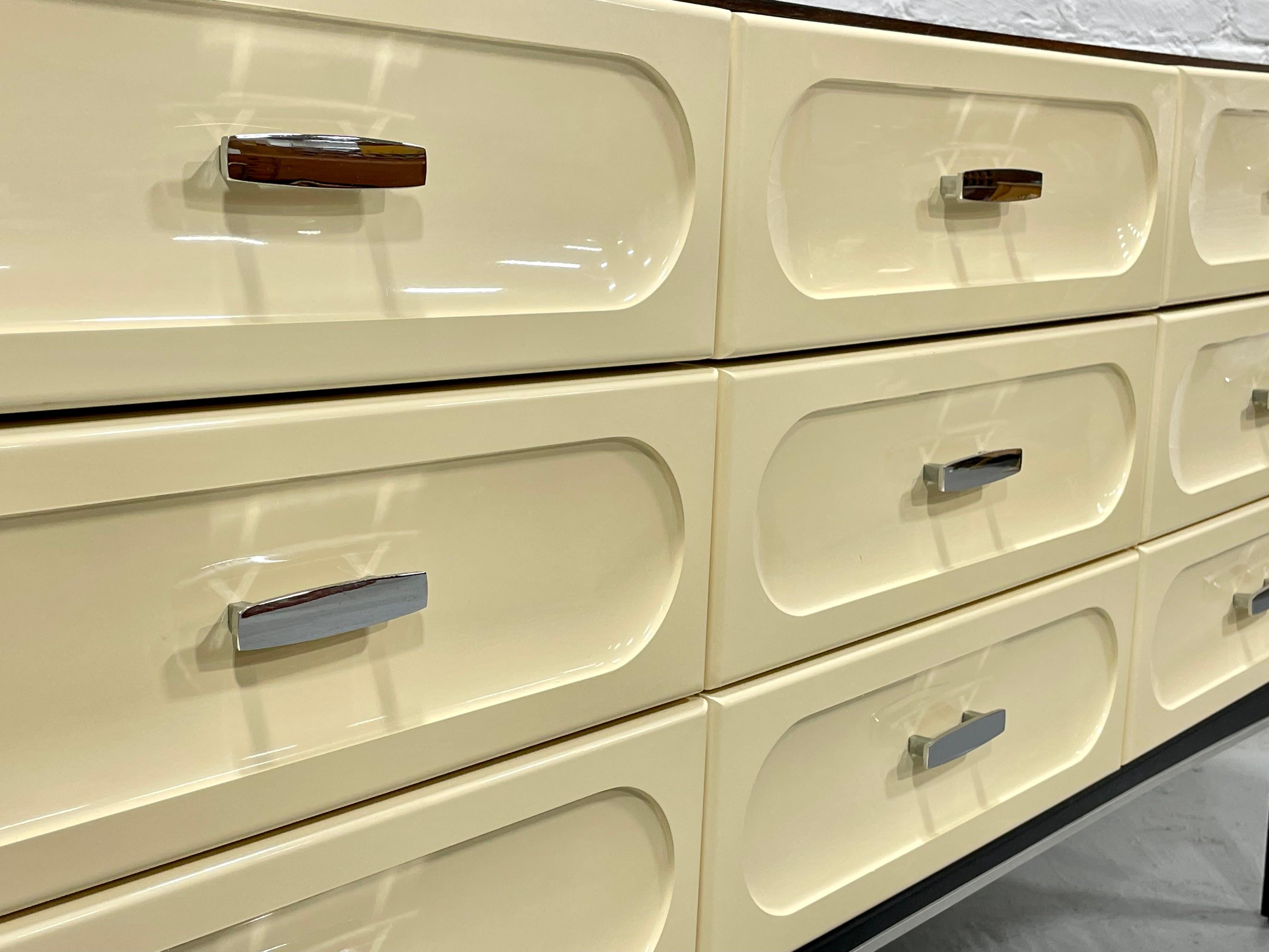 Mid Century Modern Plastic + ROSEWOOD CREDENZA / Long Dresser by Vallieres For Sale 7