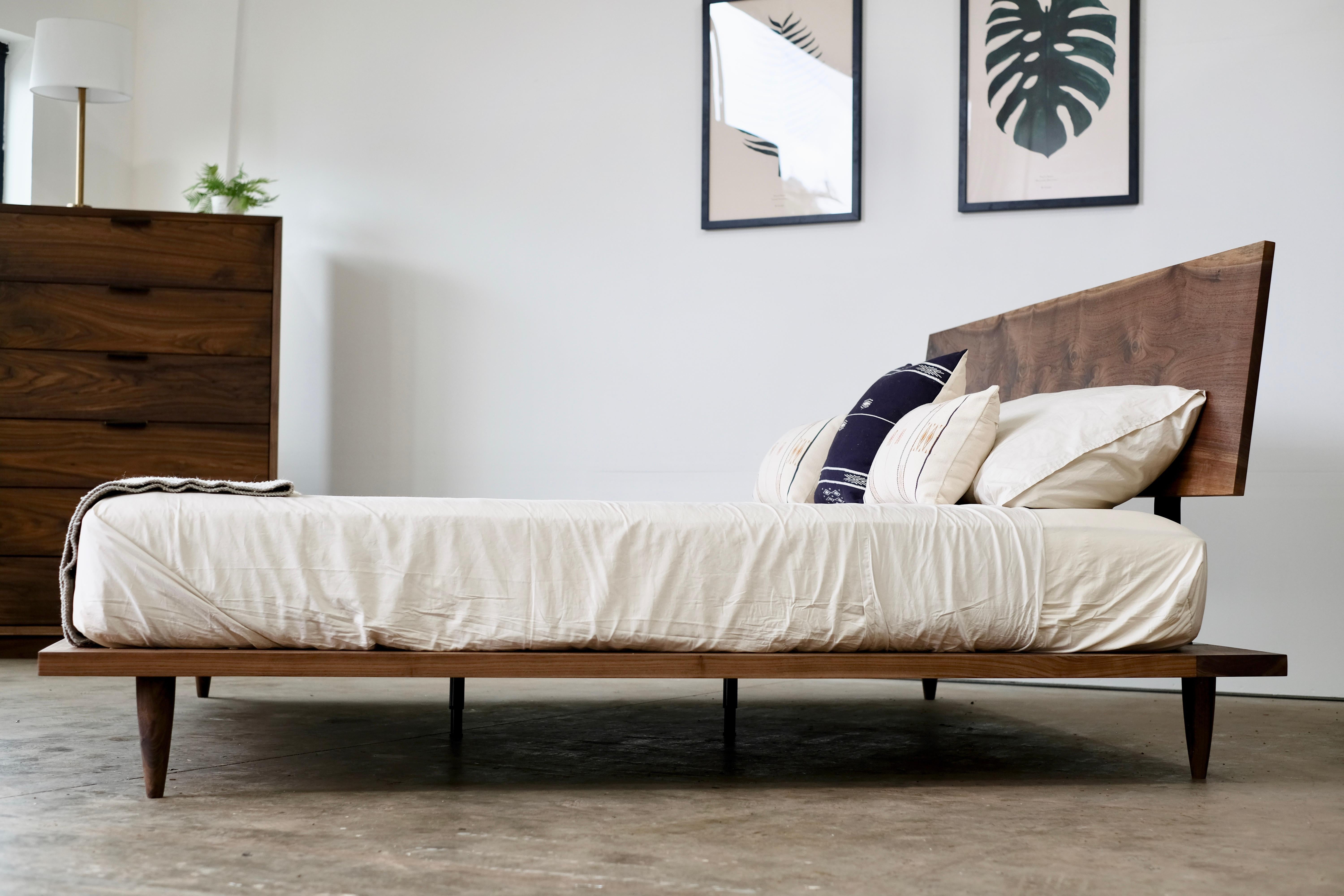 Mid Century Modern Platform Bed With Solid Wood Headboard in Walnut For Sale 5