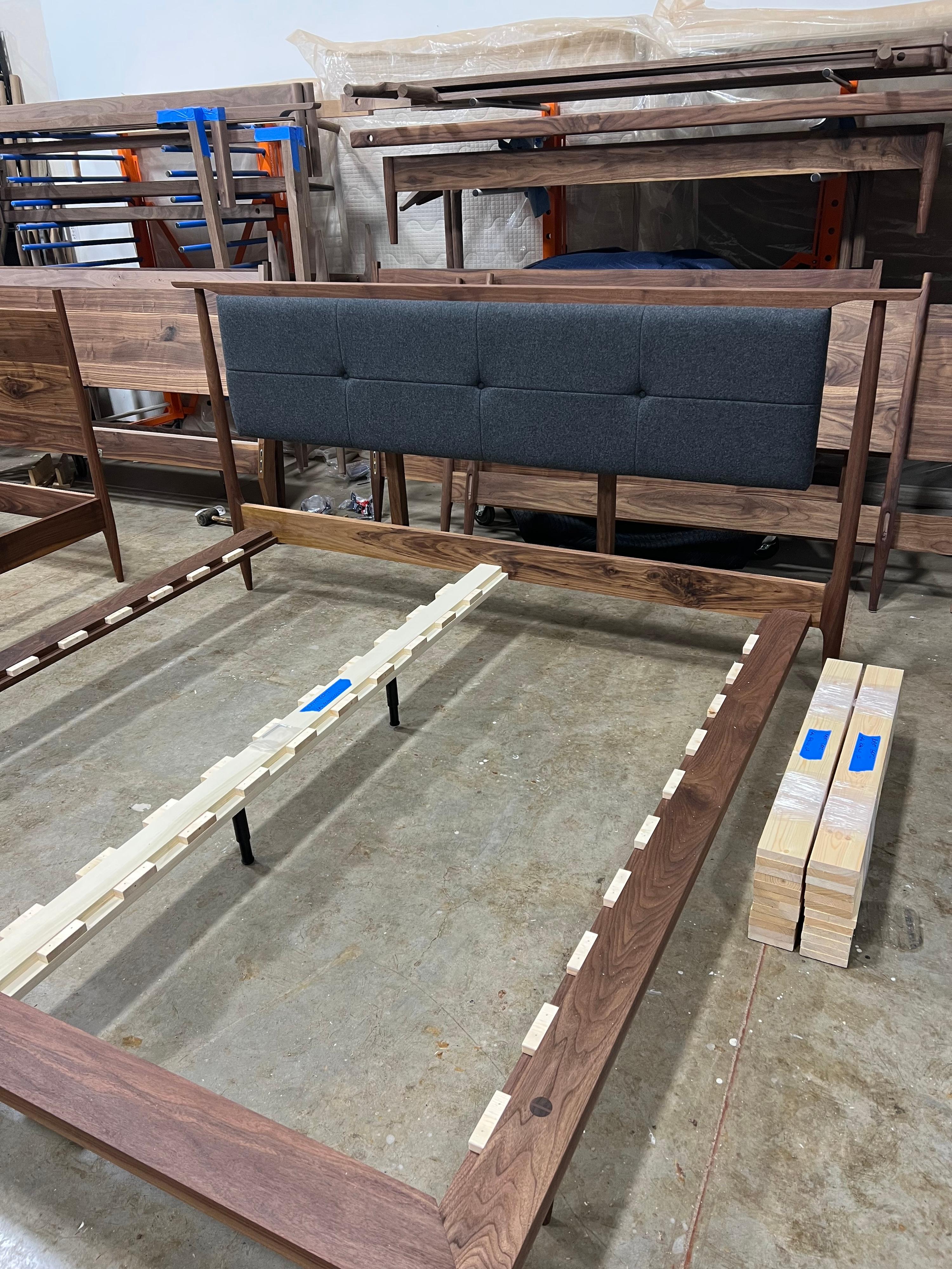 Mid Century Modern Platform Bed With Upholstered Headboard  For Sale 11