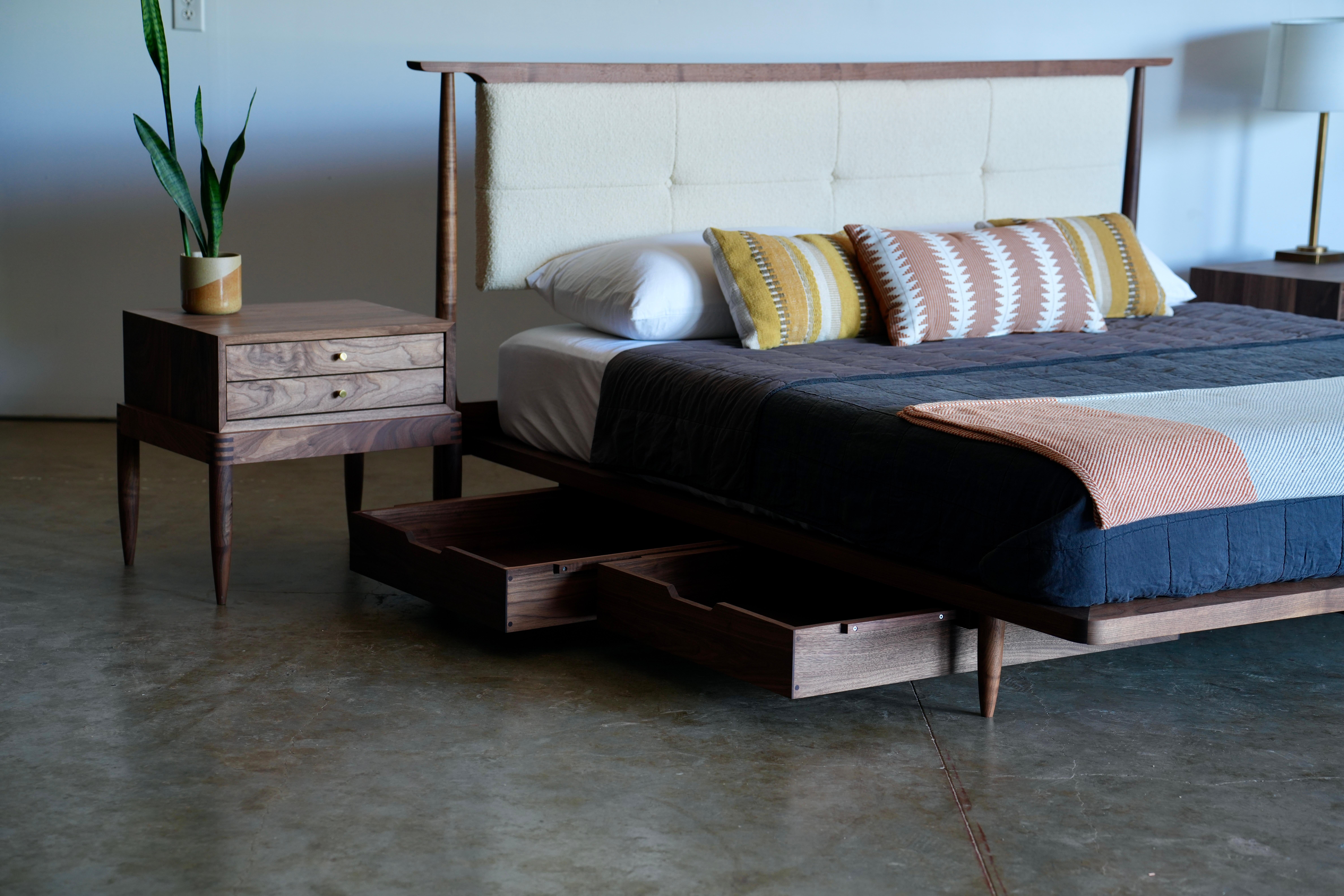 Mid Century Modern Platform Bed With Upholstered Headboard  For Sale 14