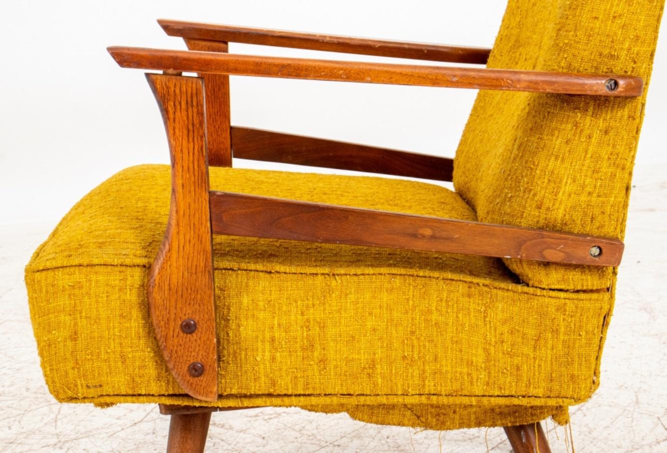 Mid-Century Modern Platform Rocking Chair In Good Condition For Sale In New York, NY