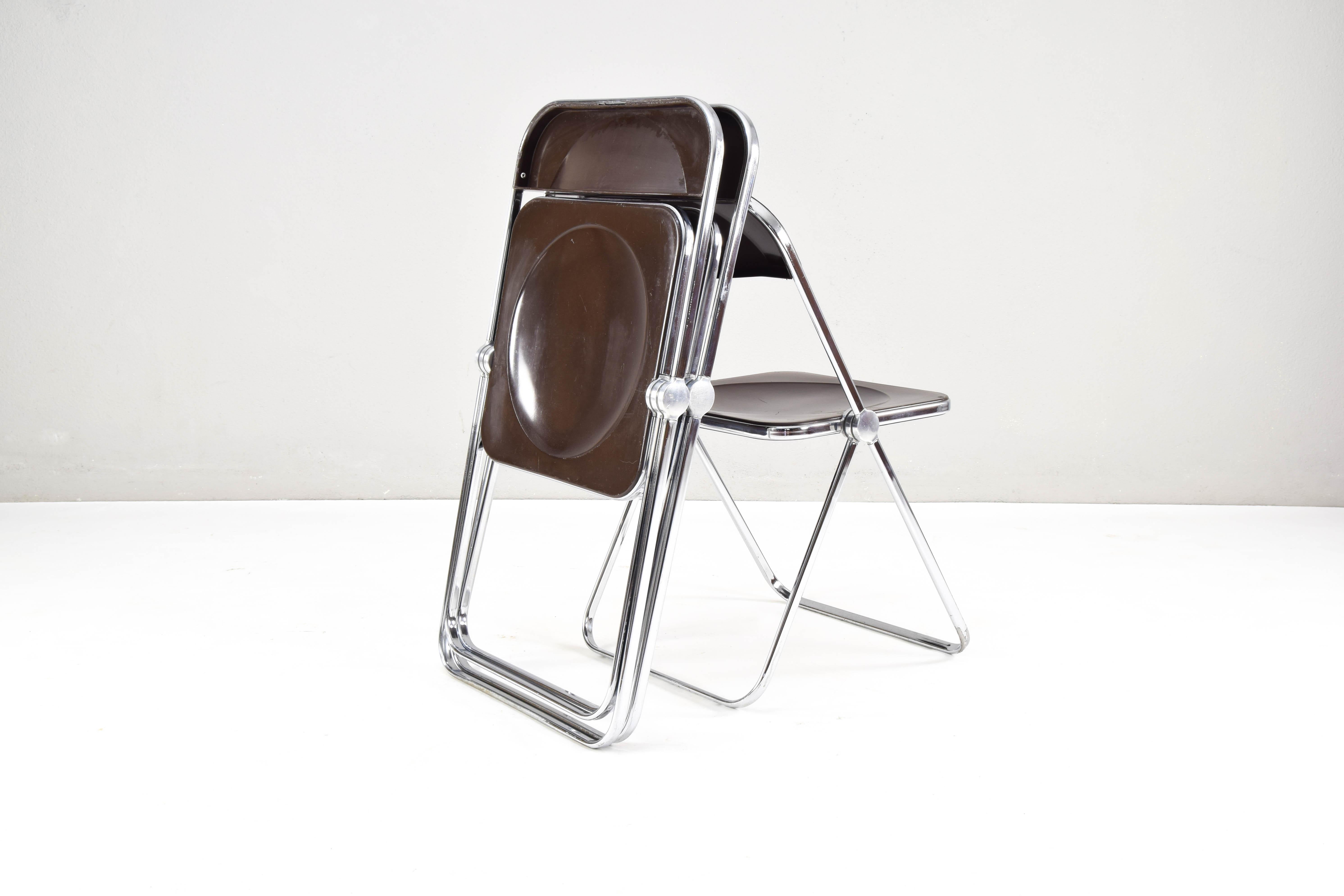 20th Century Mid-Century Modern Plia Folding Chair by Gianmarco Piretti to Castelli Italy 60s