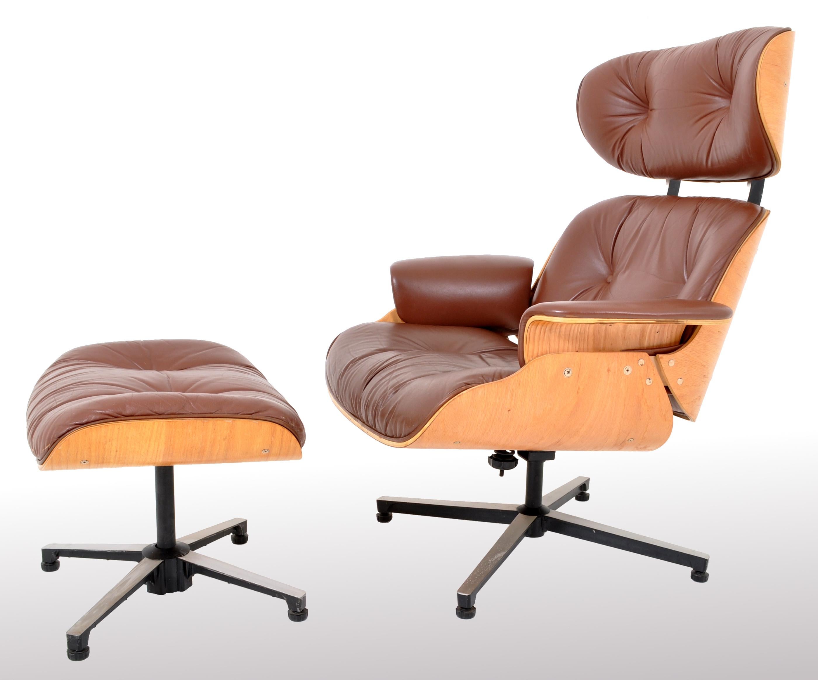 Mid-Century Modern vintage Plycraft Eames style 670-71 lounge chair and ottoman, from the 1960s. The chair and ottoman in a brown leather and blond shell.

Measures: Chair: 39