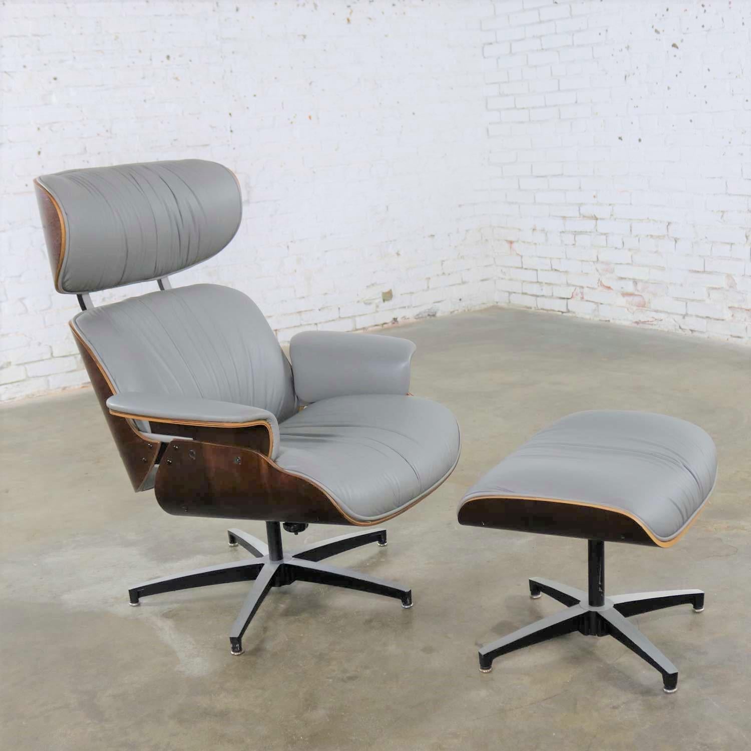 Mid-Century Modern Midcentury Modern Plycraft Lounge Chair and Ottoman in Gray and Walnut
