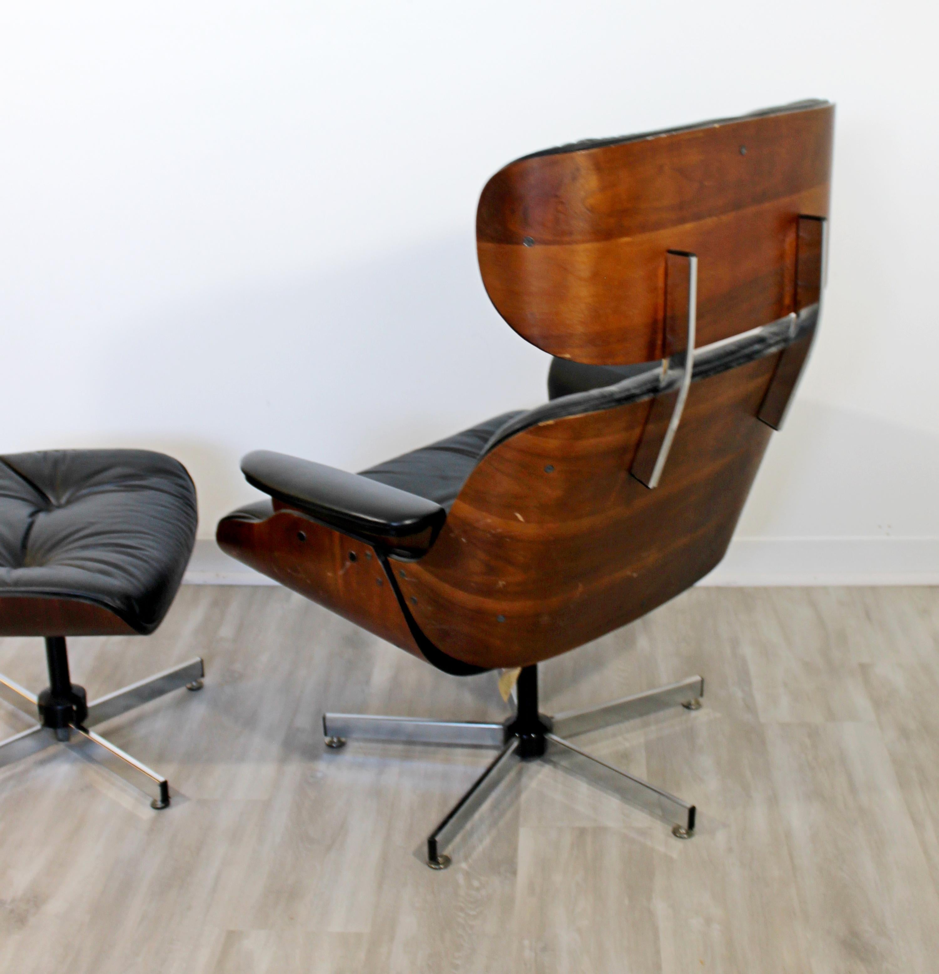 Mid-Century Modern Plycraft Lounge Chair and Ottoman Eames Herman Miller Style In Good Condition In Keego Harbor, MI