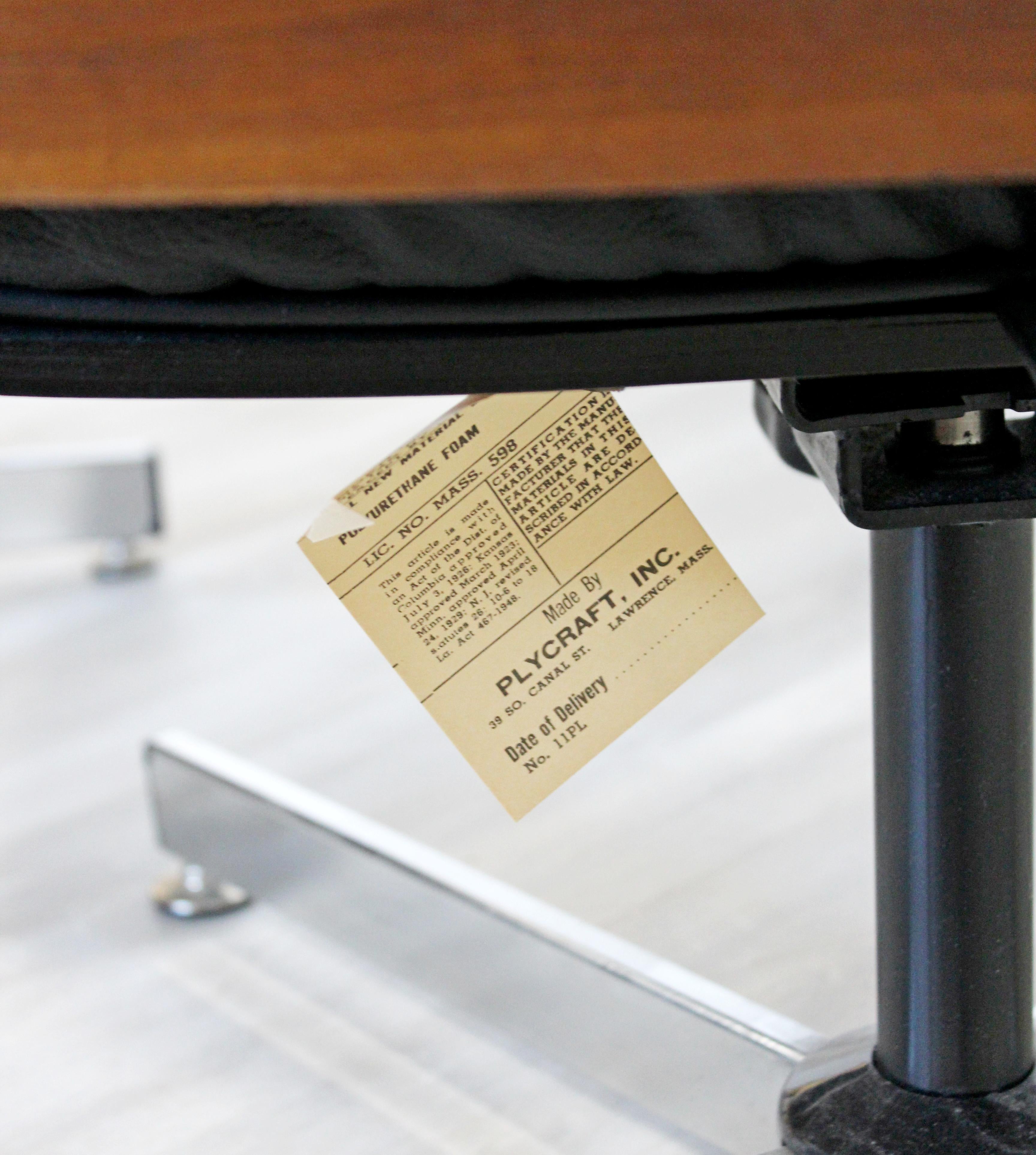 Mid-20th Century Mid-Century Modern Plycraft Lounge Chair and Ottoman Eames Herman Miller Style