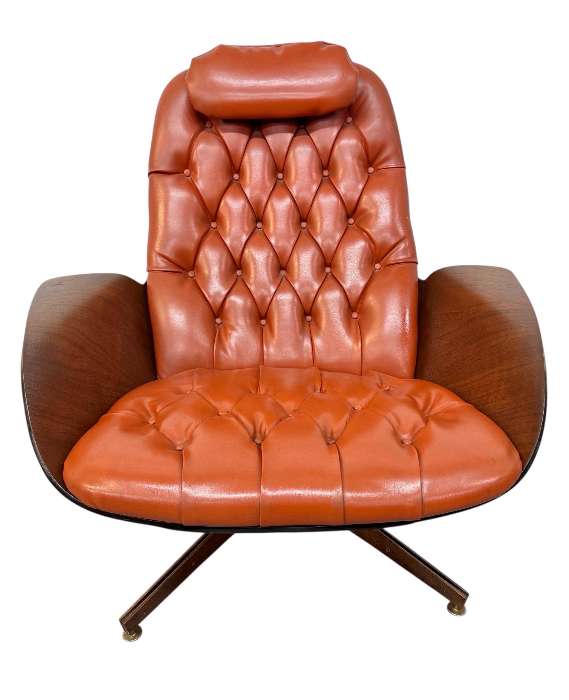 Américain Chaise et pouf Plycraft de style moderne du milieu du siècle en vente