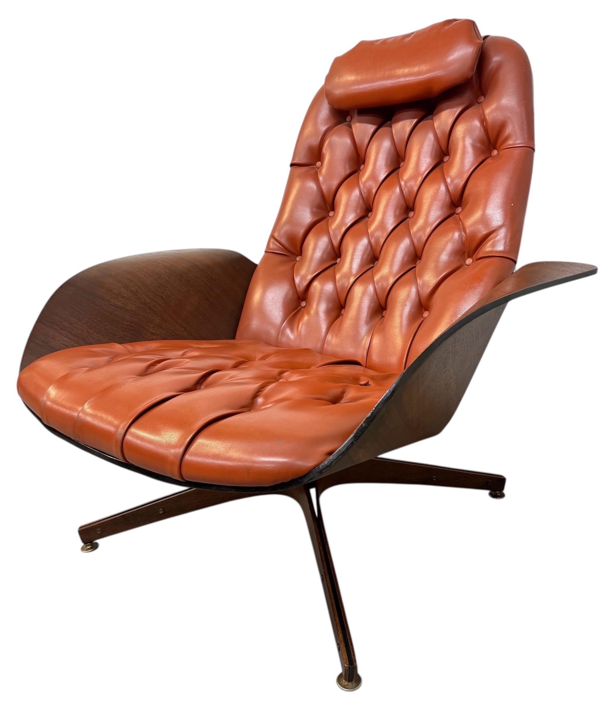 Chaise et pouf Plycraft de style moderne du milieu du siècle Bon état - En vente à Clarksboro, NJ