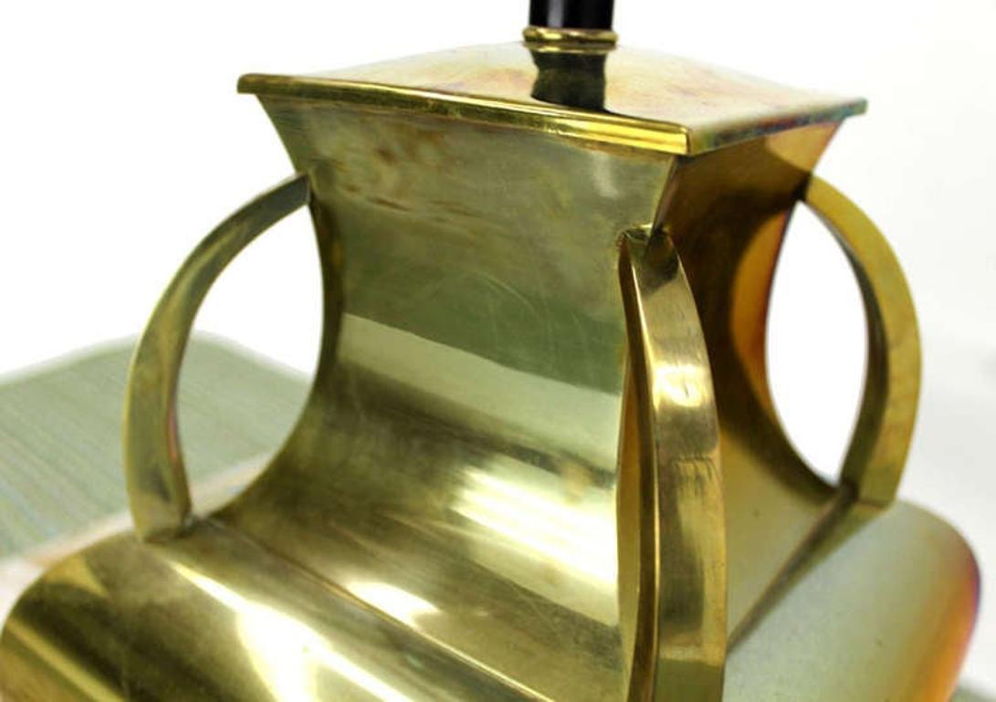American Mid Century Modern Polished Brass 4 Handles Square Jug Shape Table Lamp MINT! For Sale