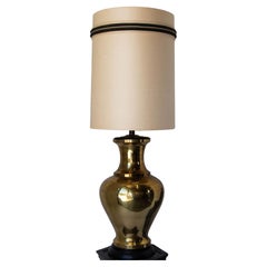 Retro Mid-Century Modern Polished Brass Large Scale Chinoiserie Urn Table Lamp, 1950