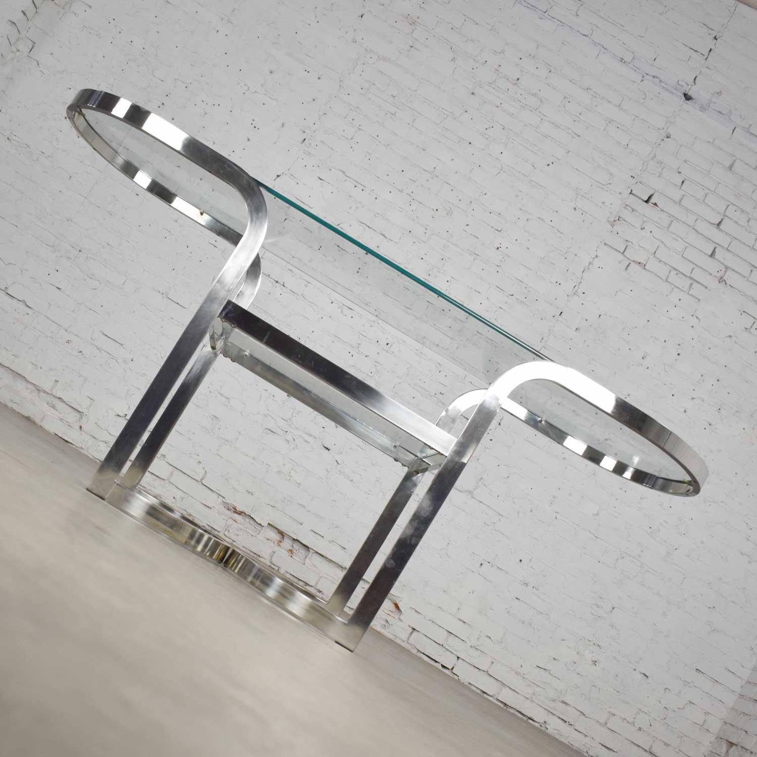 Table de canapé ou console ovale en chrome poli de style mi-siècle moderne Bon état - En vente à Topeka, KS