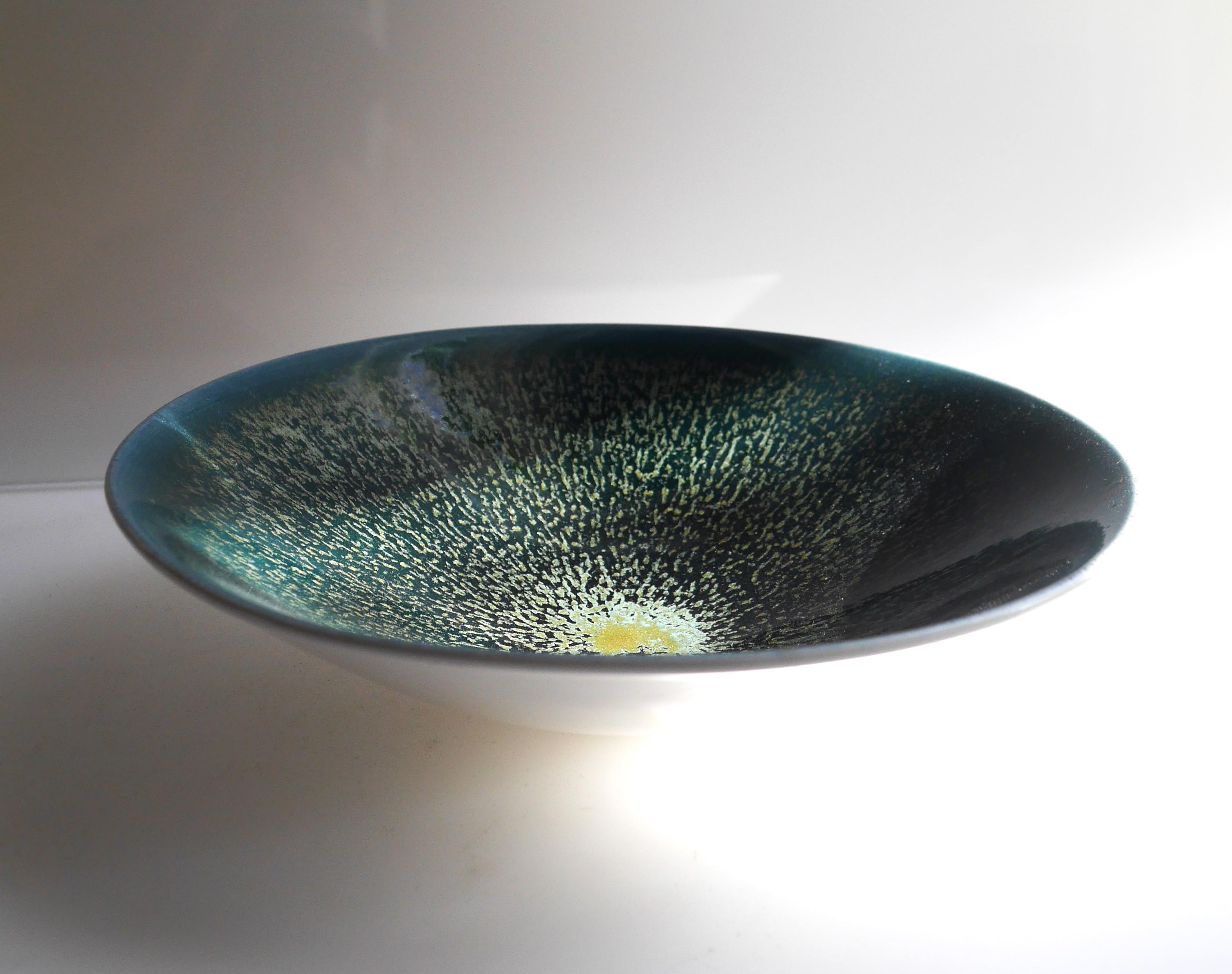 Mid-century modern Poole studio pottery bowl, England 1