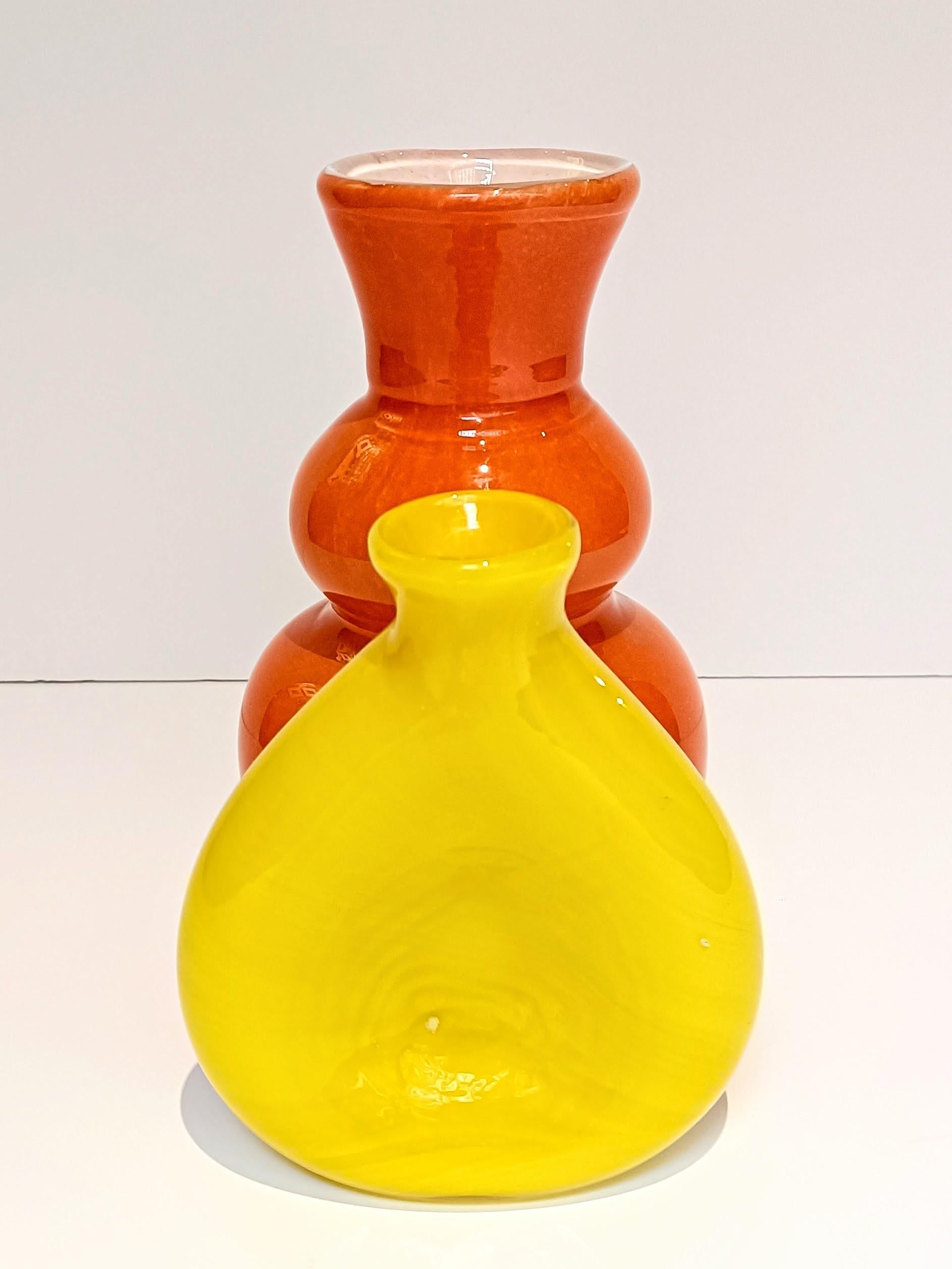 Vintage Italian Murano Glass Pop Art Stil Paar signierte Vasen, 1960er Jahre (Italienisch) im Angebot
