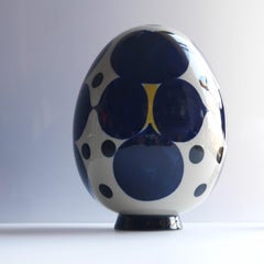 Mid-century modern porcelain egg, by Sylvia Leuchovius for Rörstrand