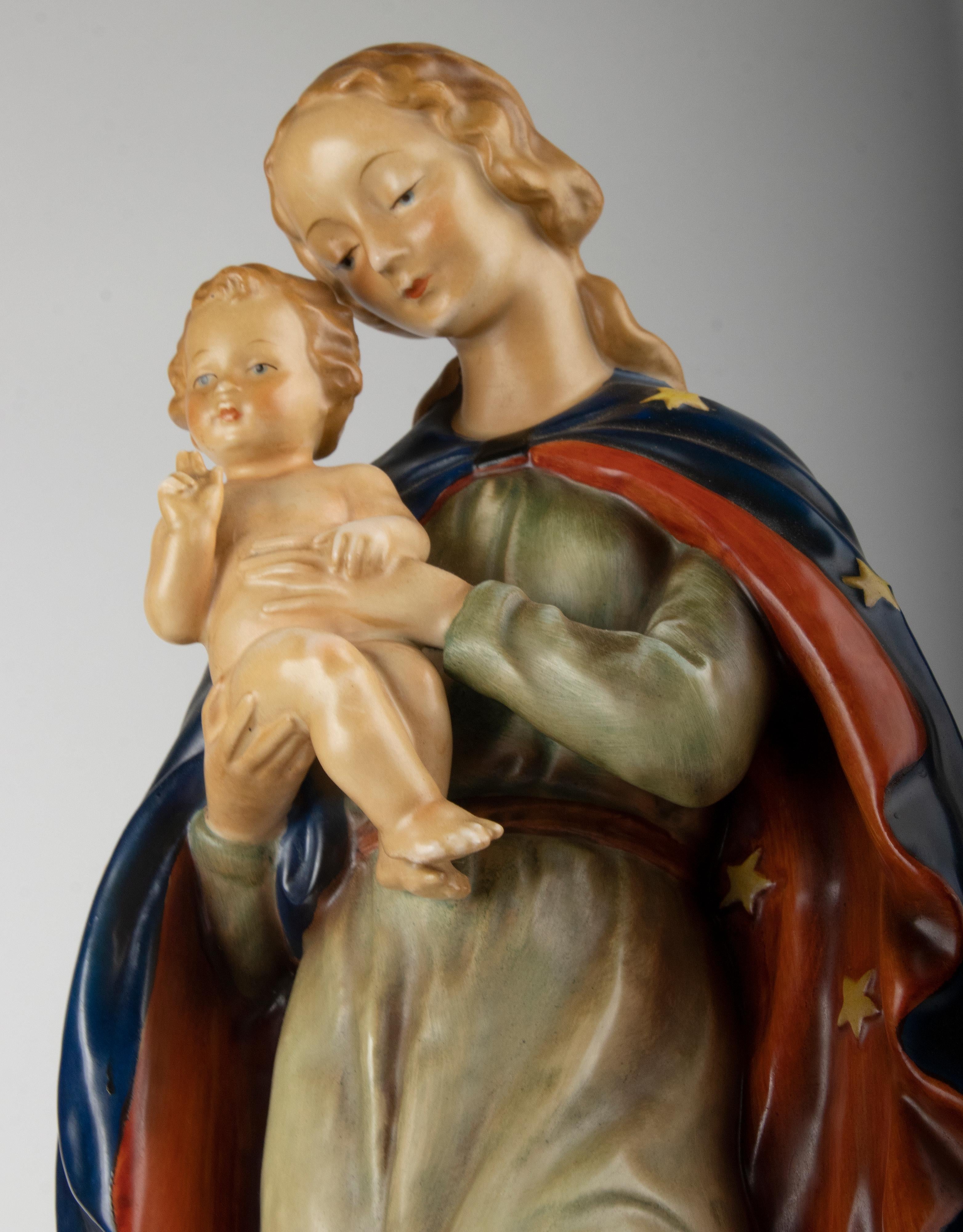 Mid Century Modern Porcelain Statue of Maria with Baby Jesus Made by Goebel For Sale 7