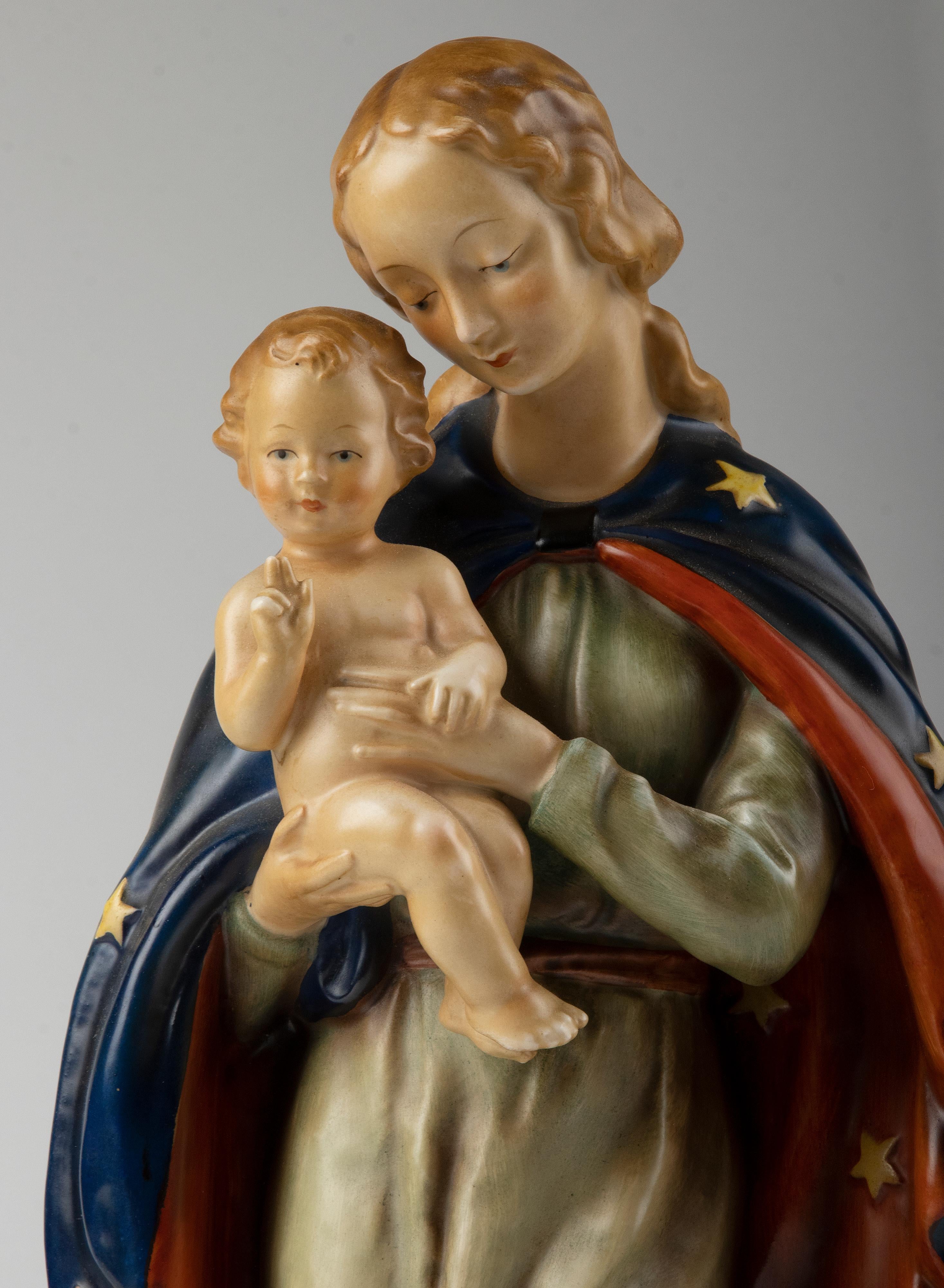 Mid Century Modern Porcelain Statue of Maria with Baby Jesus Made by Goebel For Sale 10