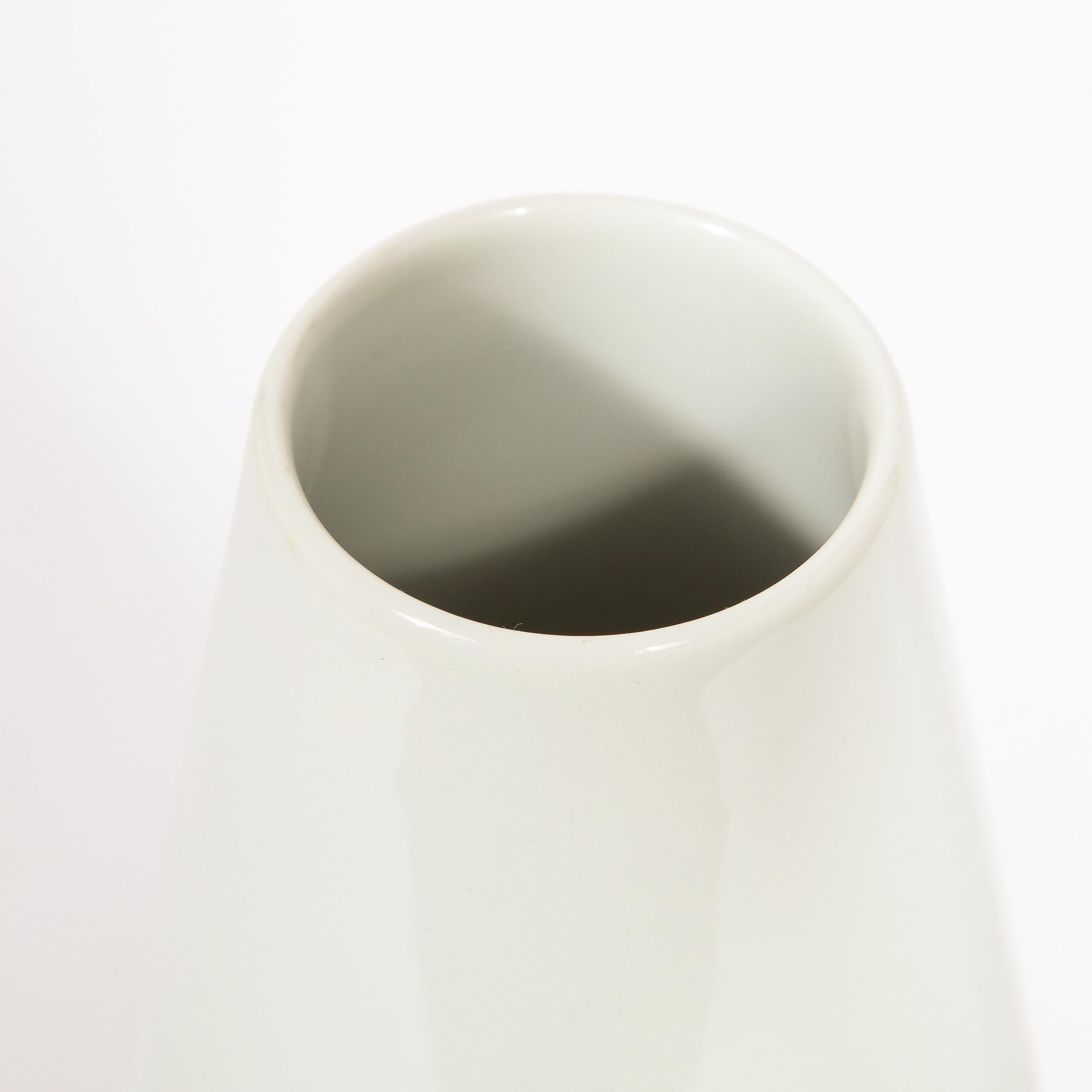 Mid-Century Modern Porcelain Vase w/ 24k Yellow Gold Gilt Detail by Alka Kunst For Sale 2
