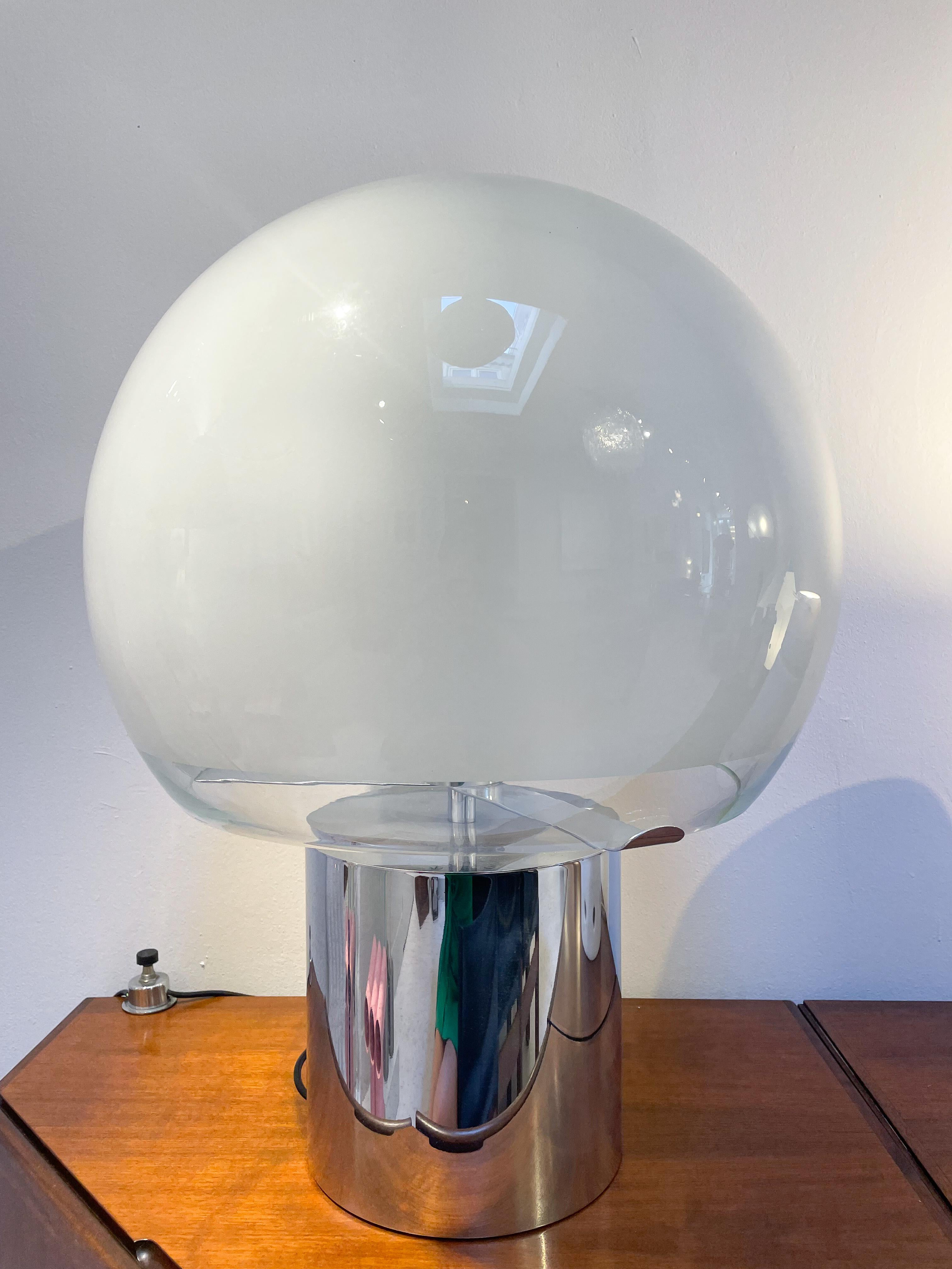 Moderne Porcini-Tischlampe aus der Mitte des Jahrhunderts von Luigi Caccia Dominioni, Italien, 1960er Jahre (Moderne der Mitte des Jahrhunderts) im Angebot