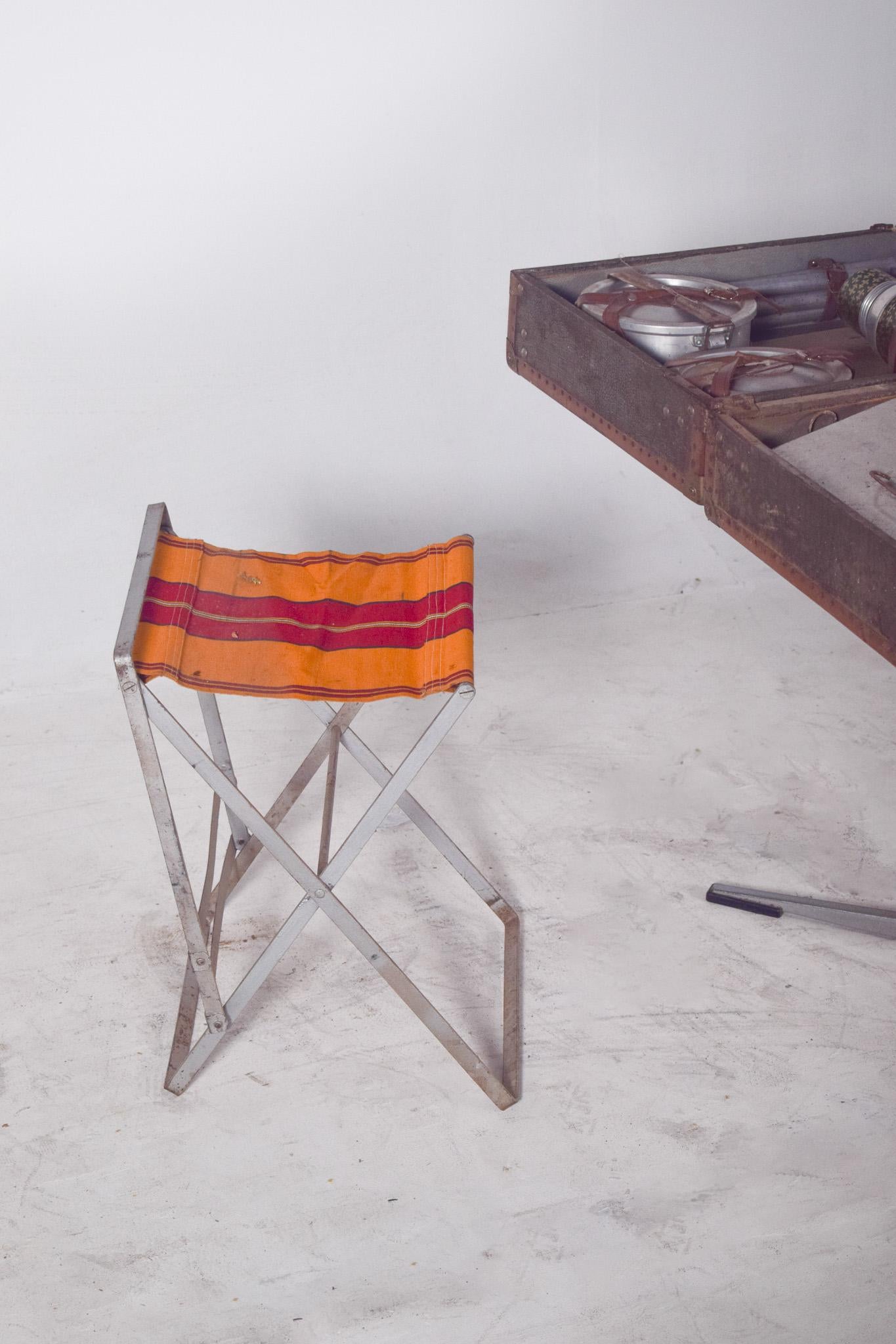 Table/sac à pique-nique Kiss Ply portugais de la modernité du milieu du siècle dernier en vente 3