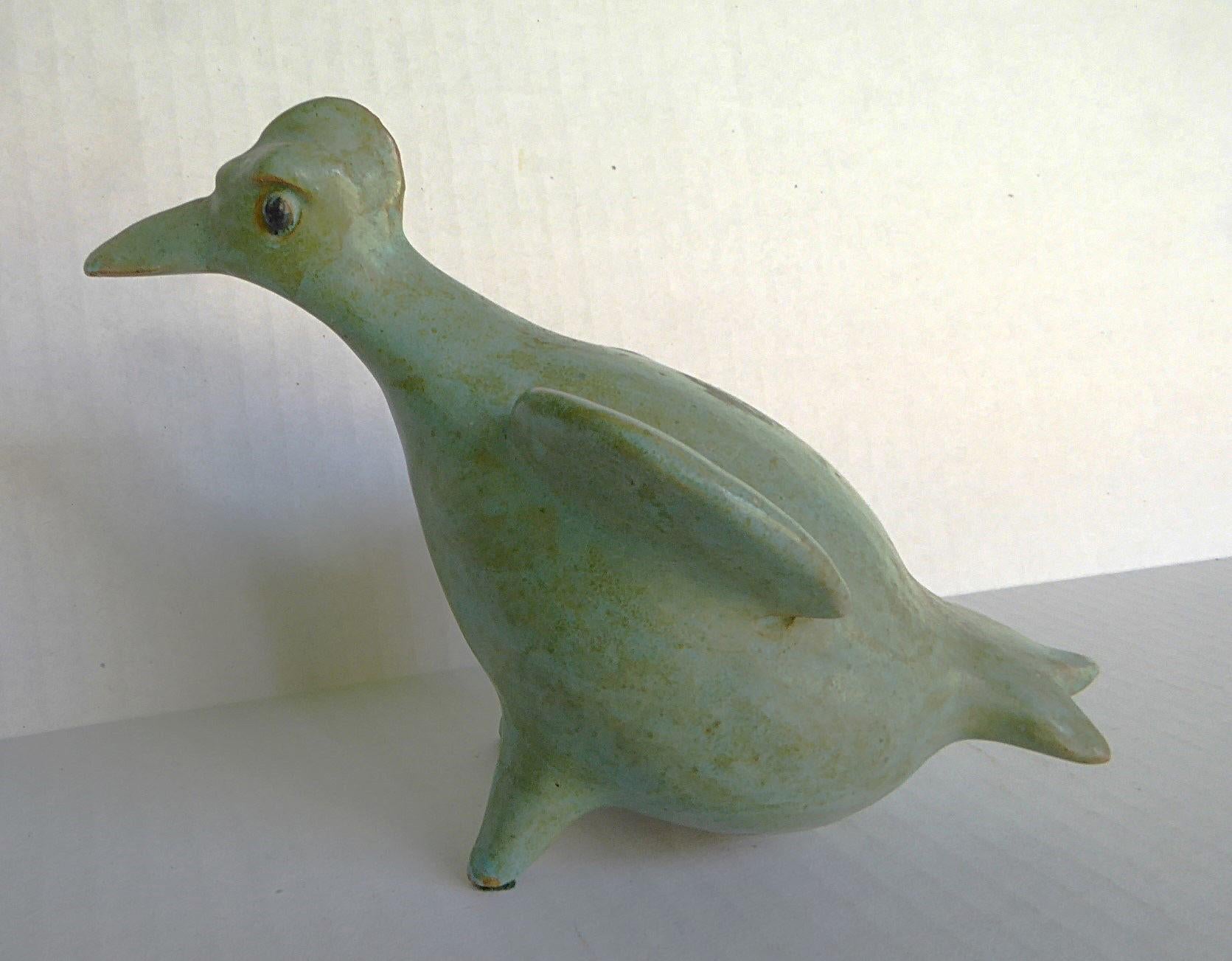 Hungarian Mid Century Modern Pottery Bird by Géza Gorka Hungary 1950s. For Sale