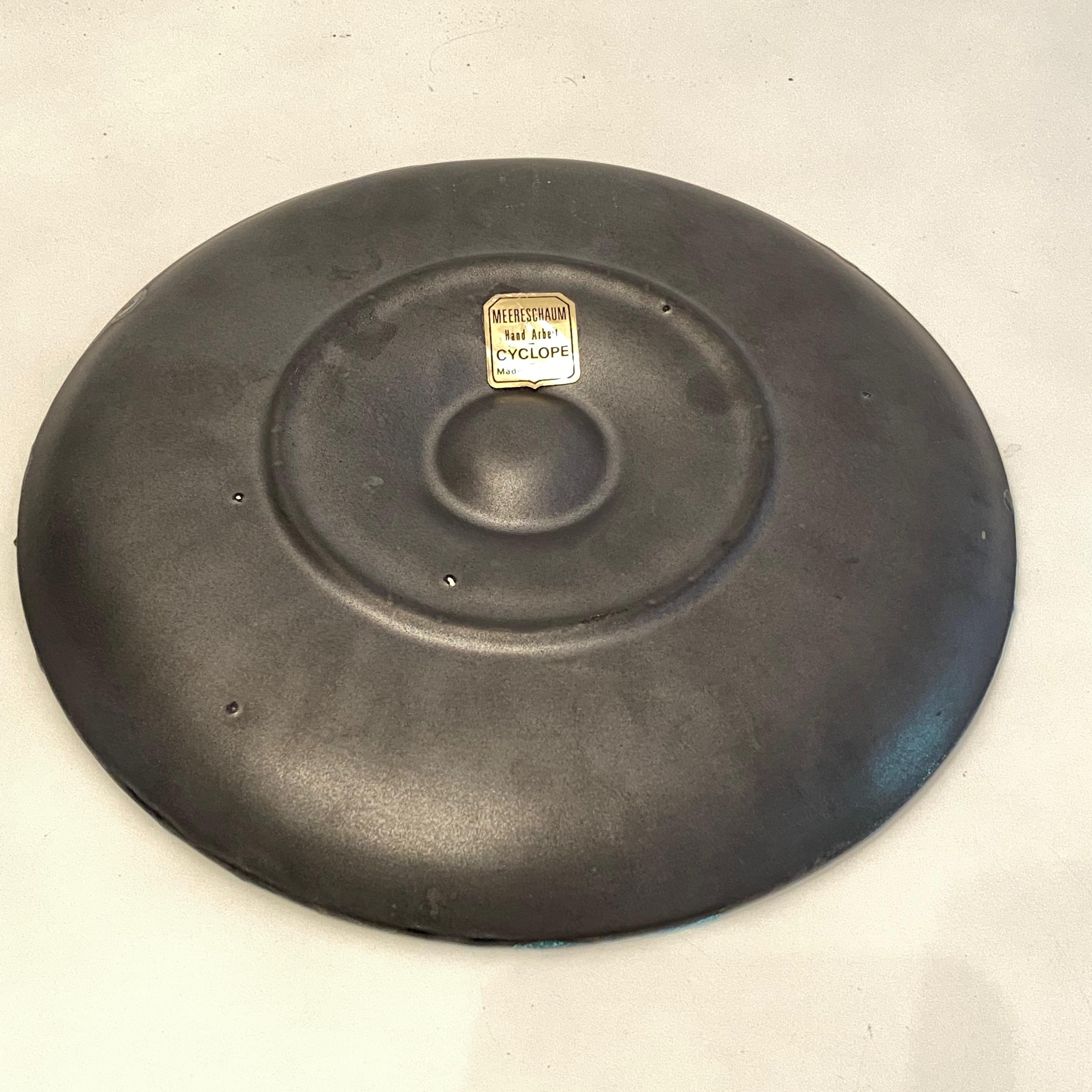 Mid-Century Modern Pottery Fat Lava Oyster Plate Meereschaum Cyclope, France 1