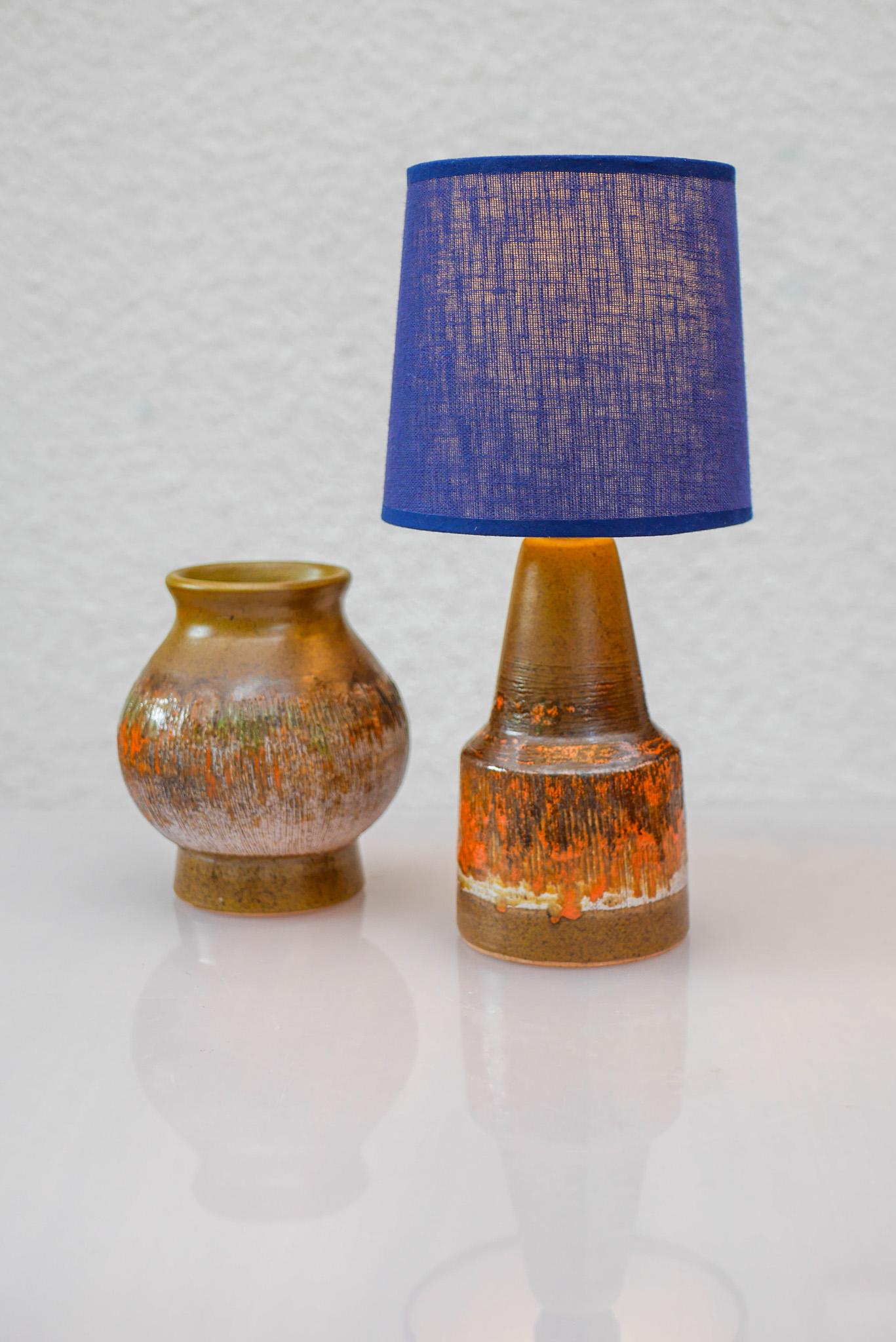 Mid-Century Modern Mid-century modern pottery lamp from Tilgmans, Sweden. For Sale