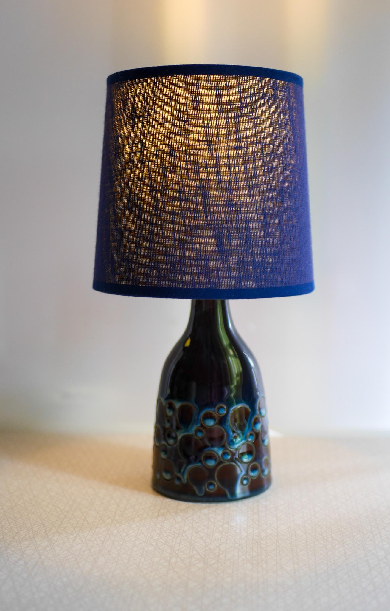 Lampada da tavolo in ceramica moderna di metà secolo con 