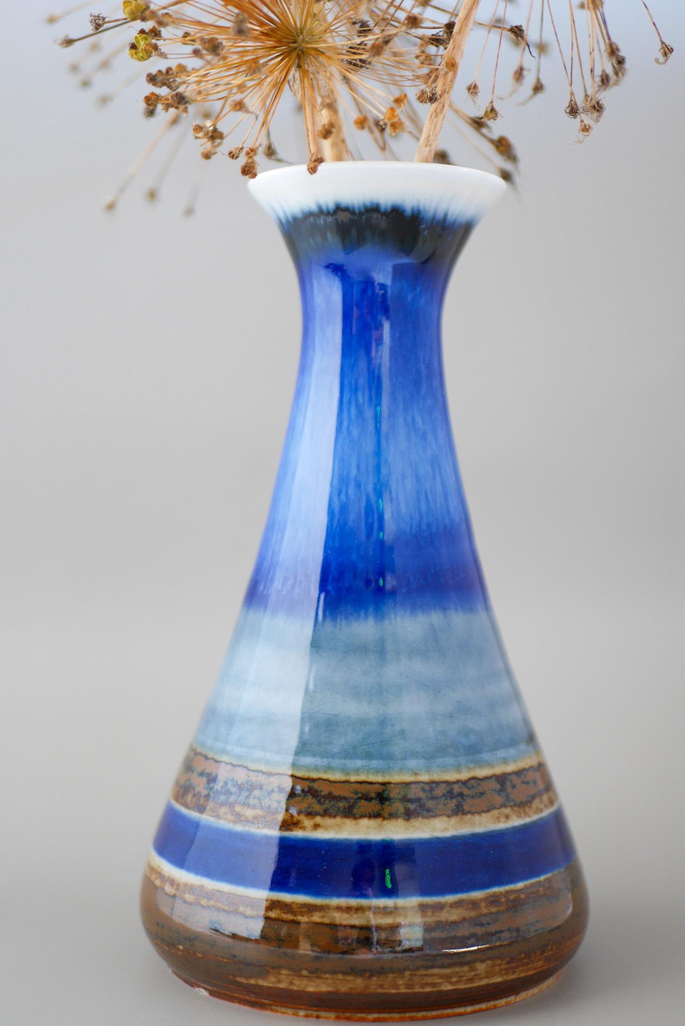Mid-century modern pottery vase by G. Millberg for Rörstrand, Sweden. 2
