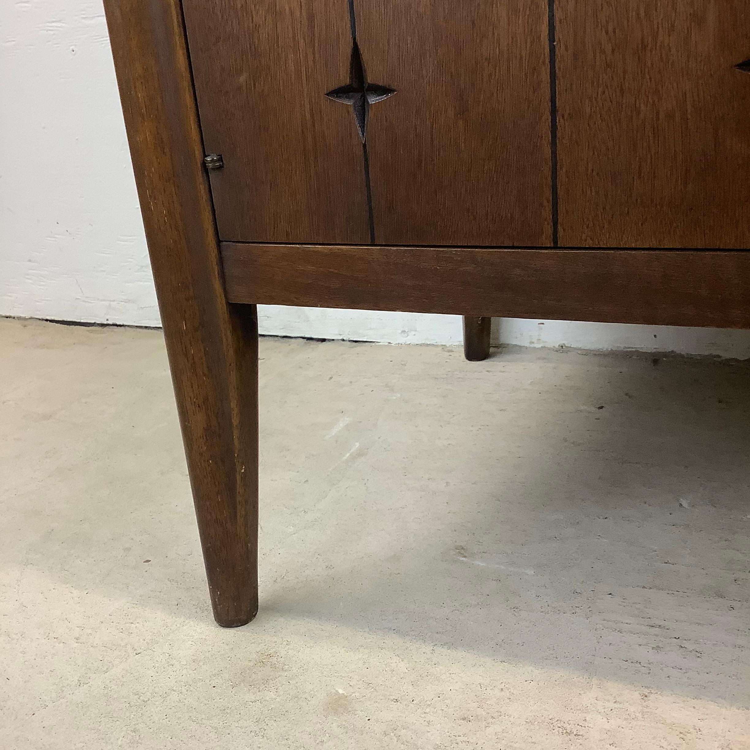 Mid-Century Modern Premier Sideboard by Broyhill For Sale 6