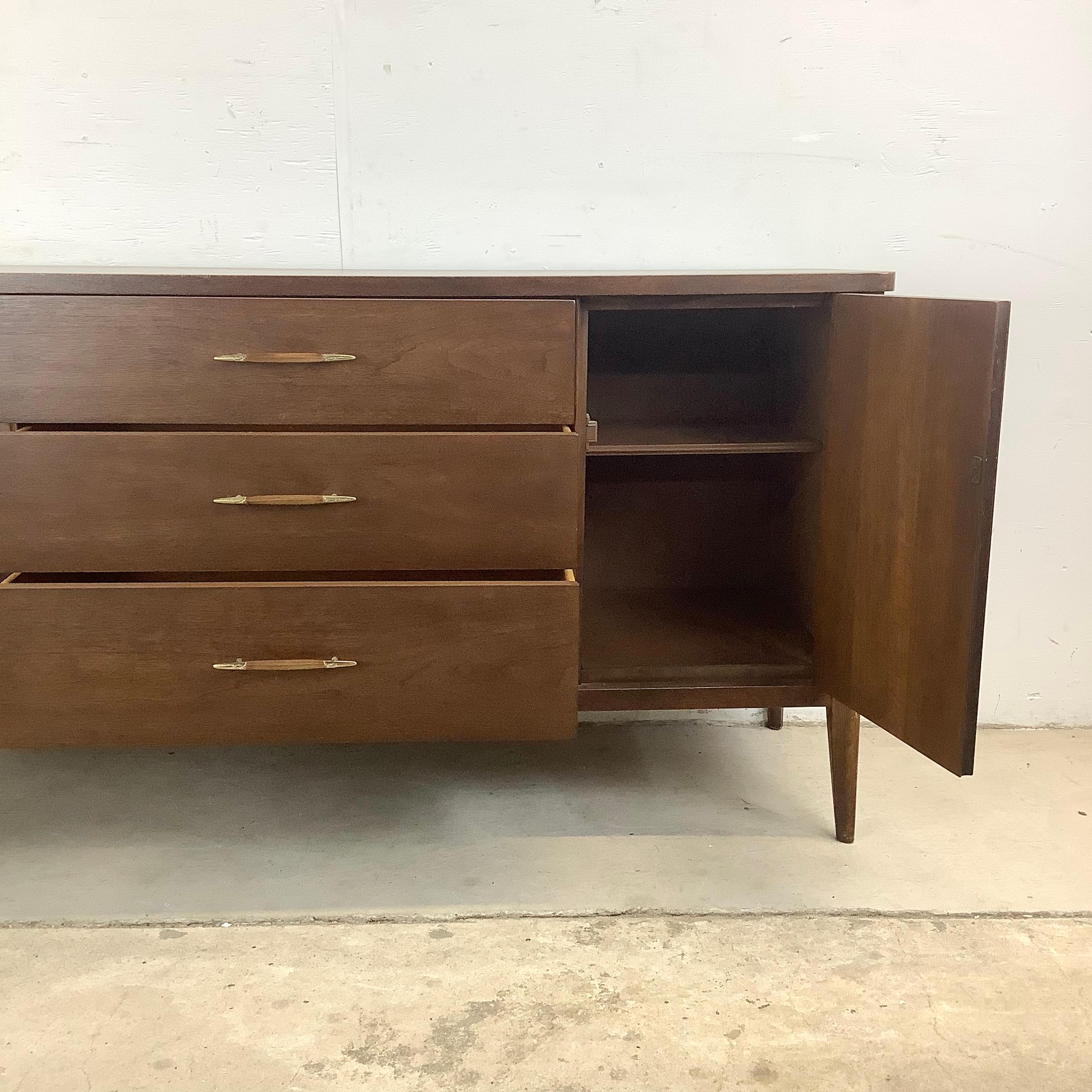 Mid-Century Modern Premier Sideboard by Broyhill For Sale 7