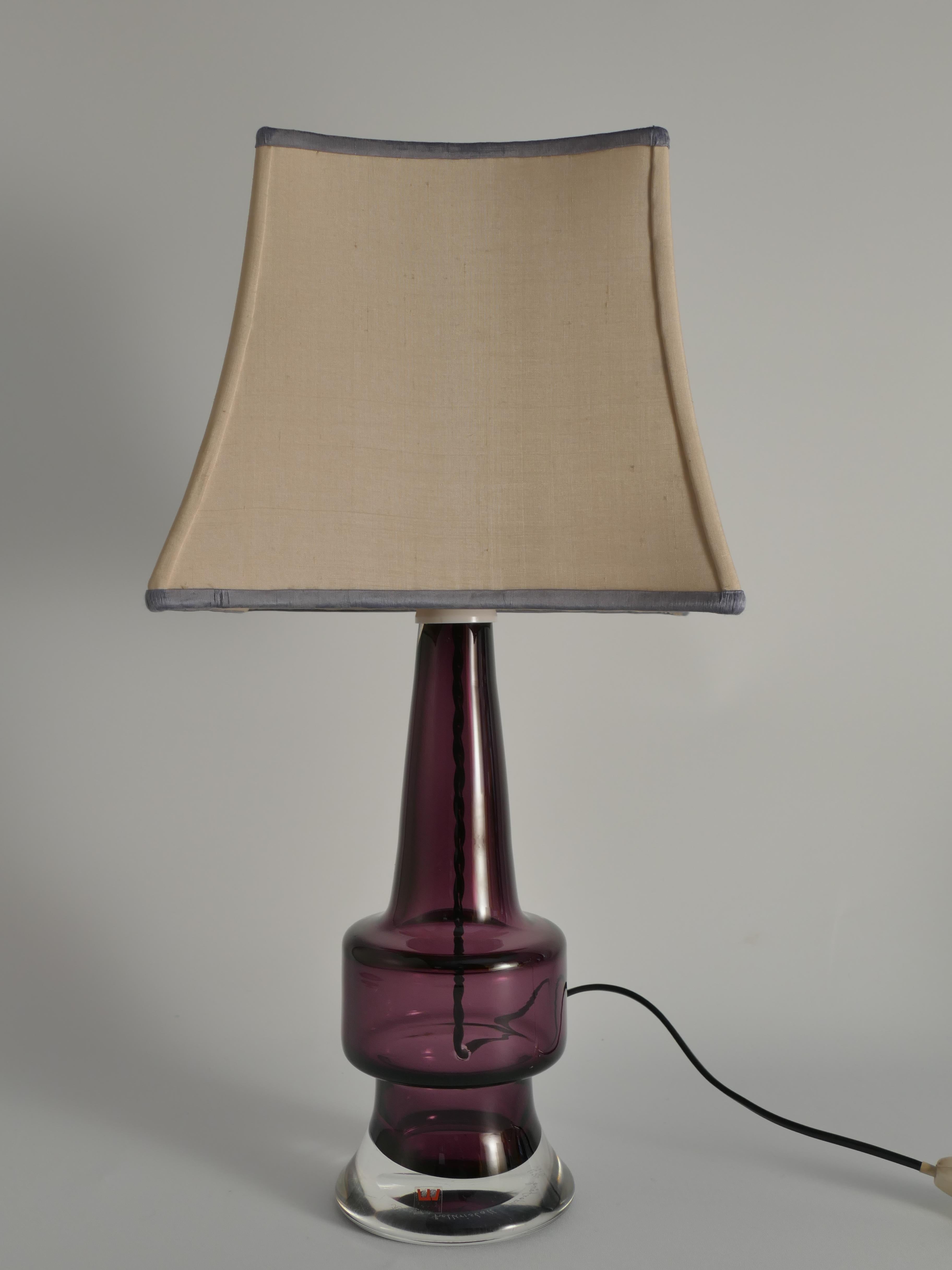 Stained Glass Mid-Century Modern Purple Chrystal Glass Table Lamp by Kosta 1960s For Sale