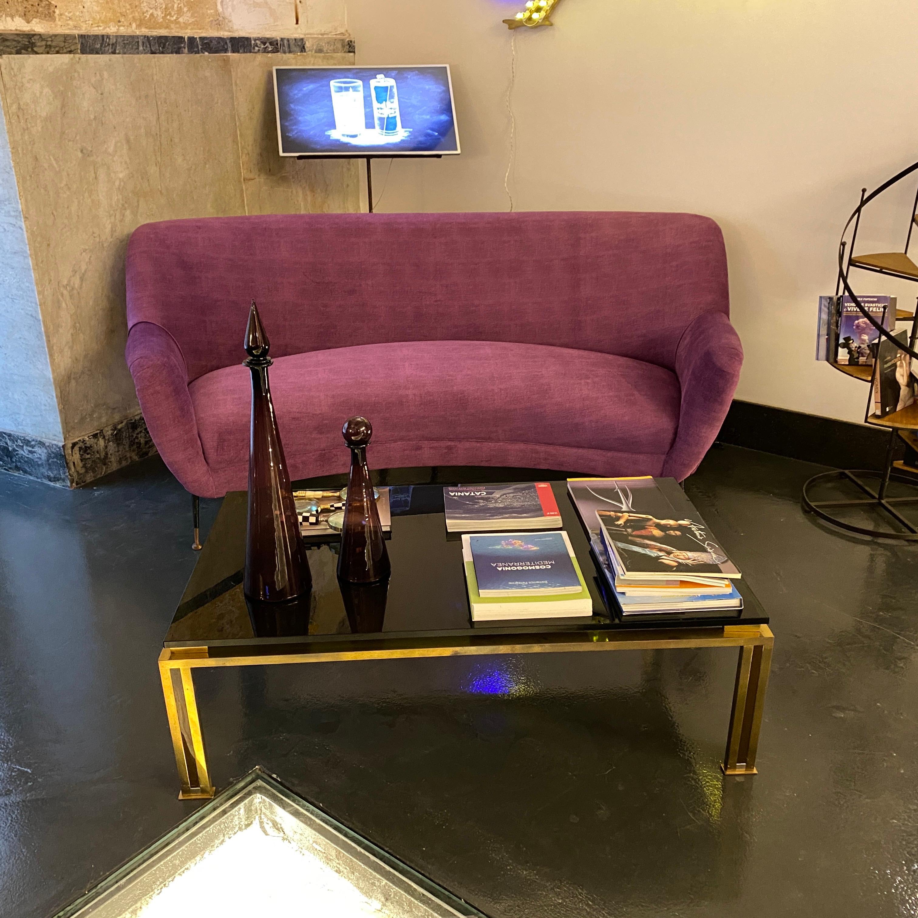 1960s Mid-Century Modern Purple Velvet and Brass Italian Curved Sofa 4