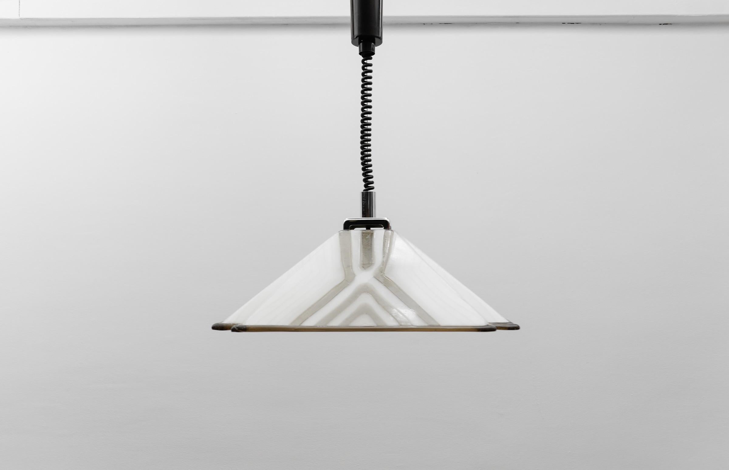 Tedesco Lampada a piramide moderna di metà secolo di Gebrüder Cosack, anni '70 in vendita