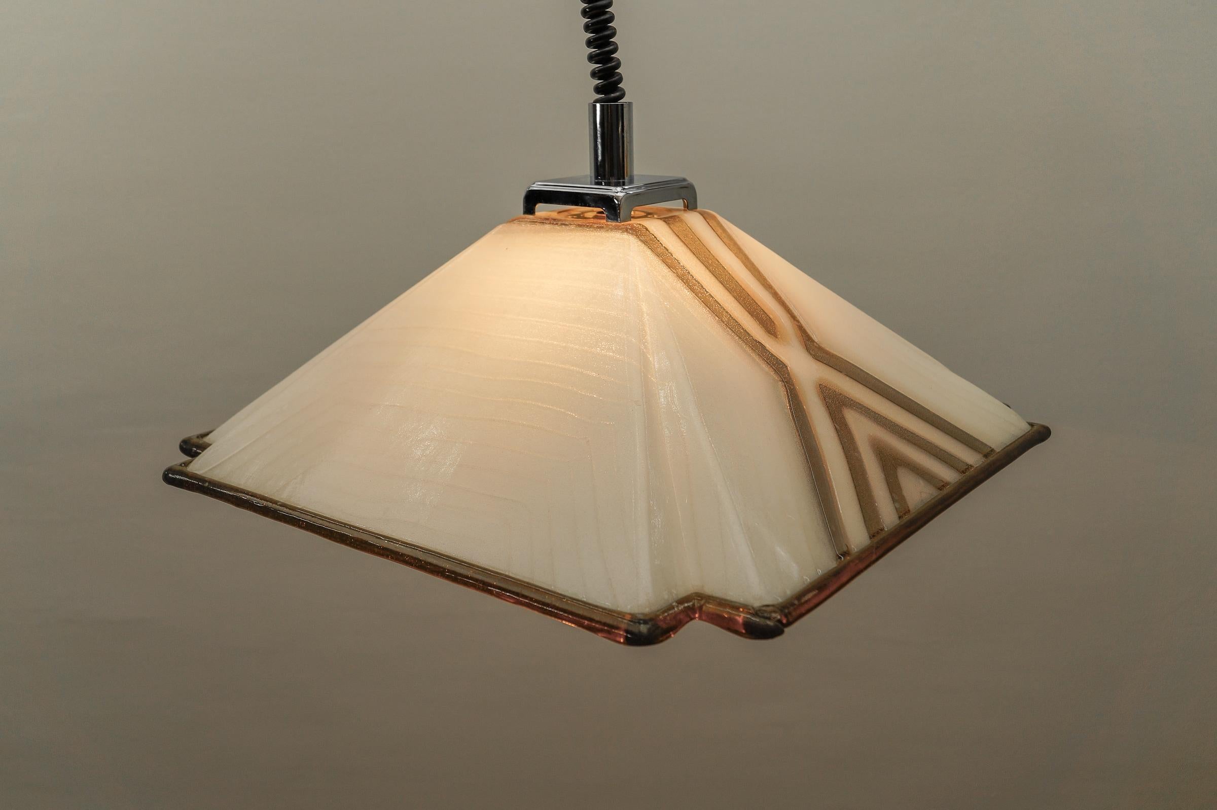 Lampada a piramide moderna di metà secolo di Gebrüder Cosack, anni '70 in vendita 1