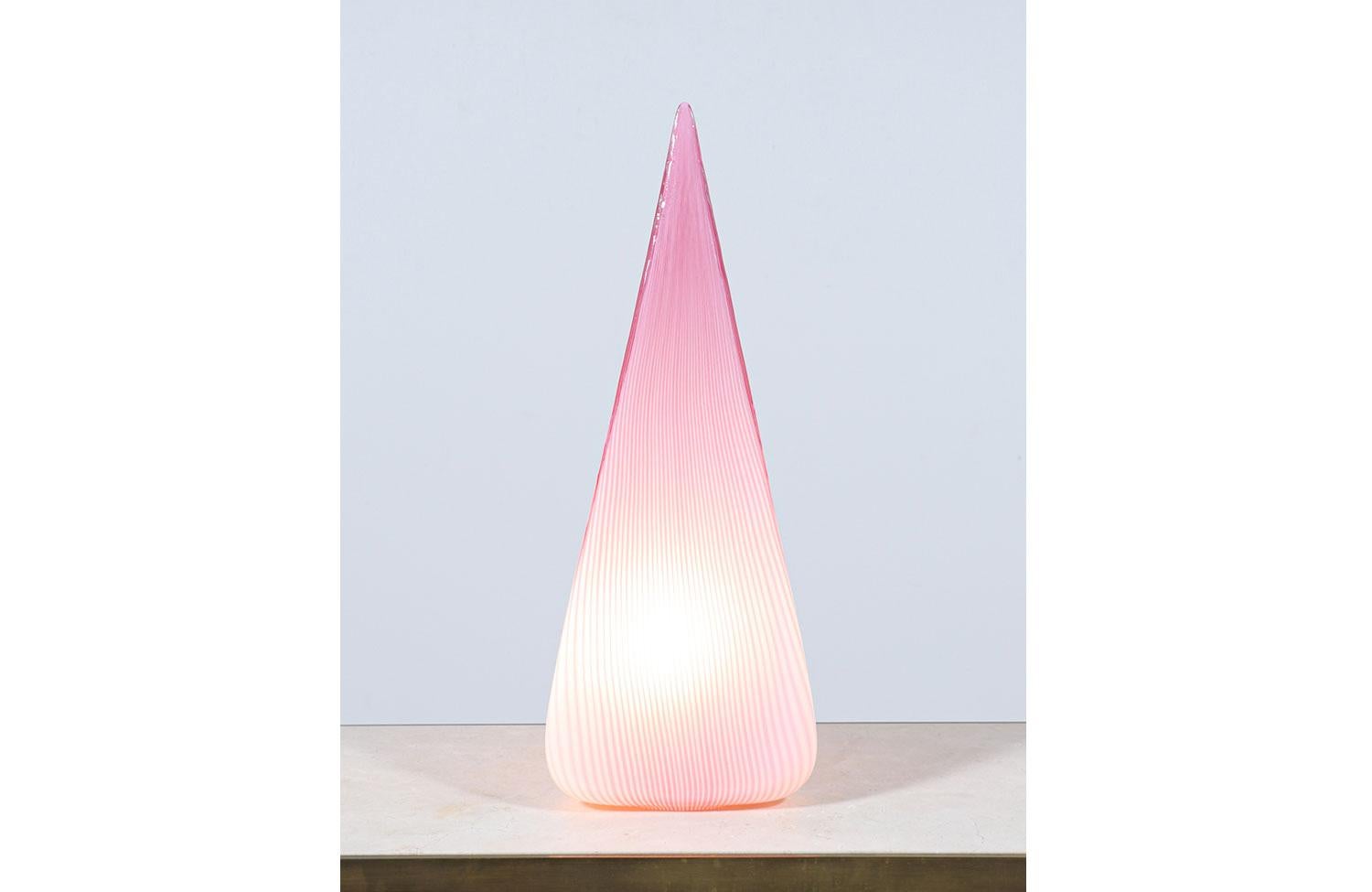 Italian 1x Mid-Century Modern Pyramid Pink Murano Glass Table Lamp by Vetri