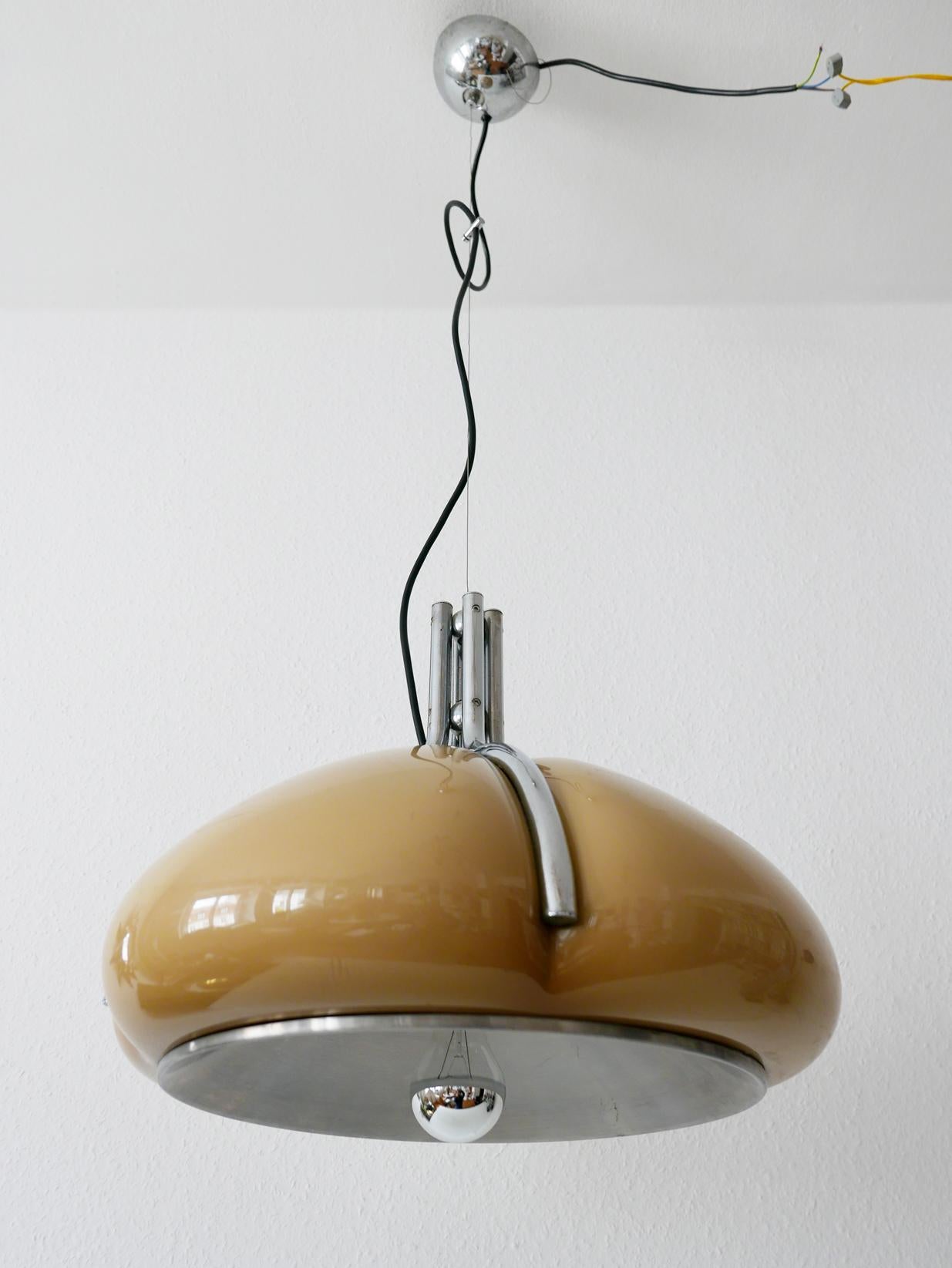 Metal Mid-Century Modern Quadrifoglio Pendant Lamp by Harvey Guzzini, 1960s, Italy