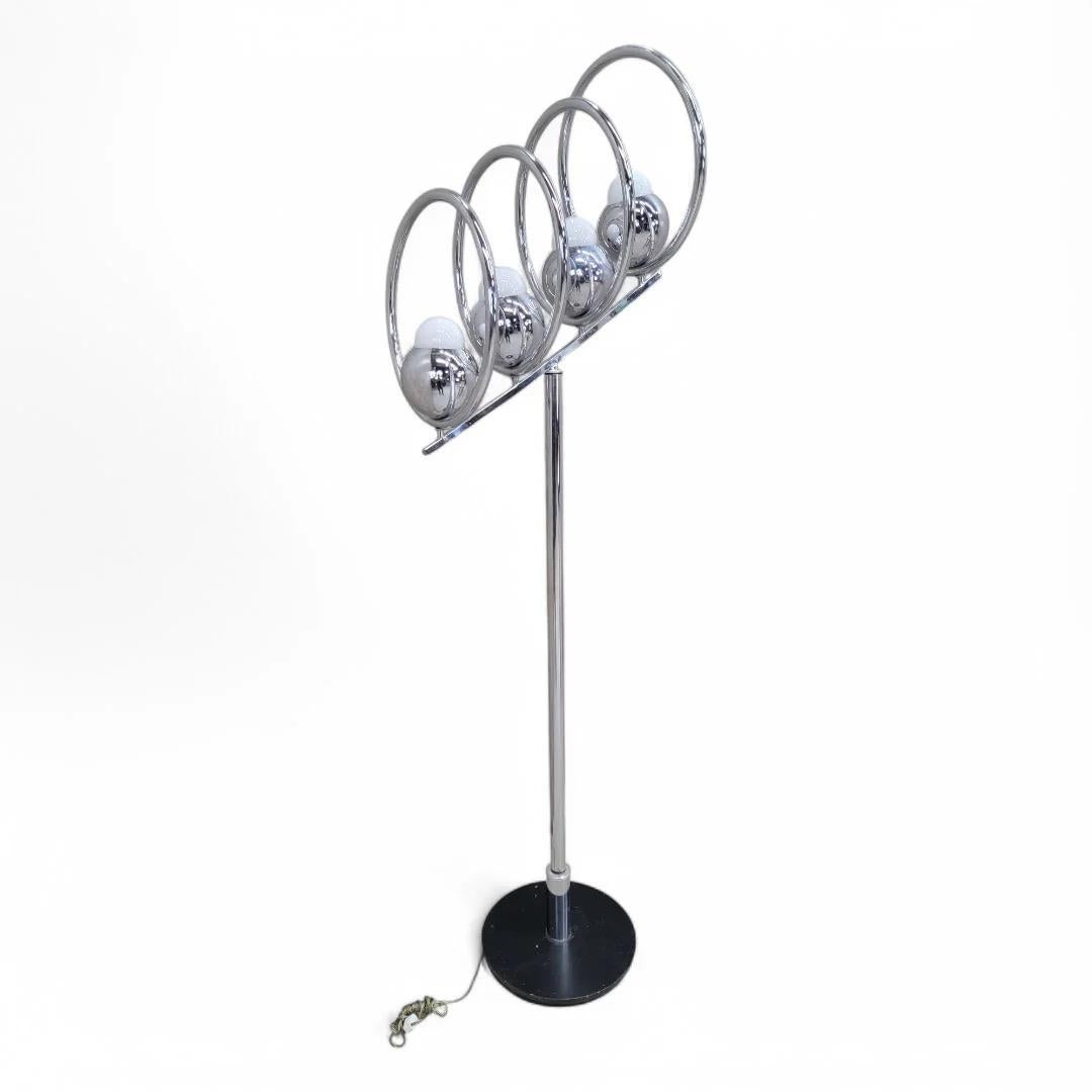 Mid Century Modern Quadruple Stack Chrome Eyeball Floor Lamp

Embrace the elegance of mid-century design while enjoying the versatility and functionality of this eye-catching floor lamp.

Circa Mid 20th Century 

Dimensions

H 67