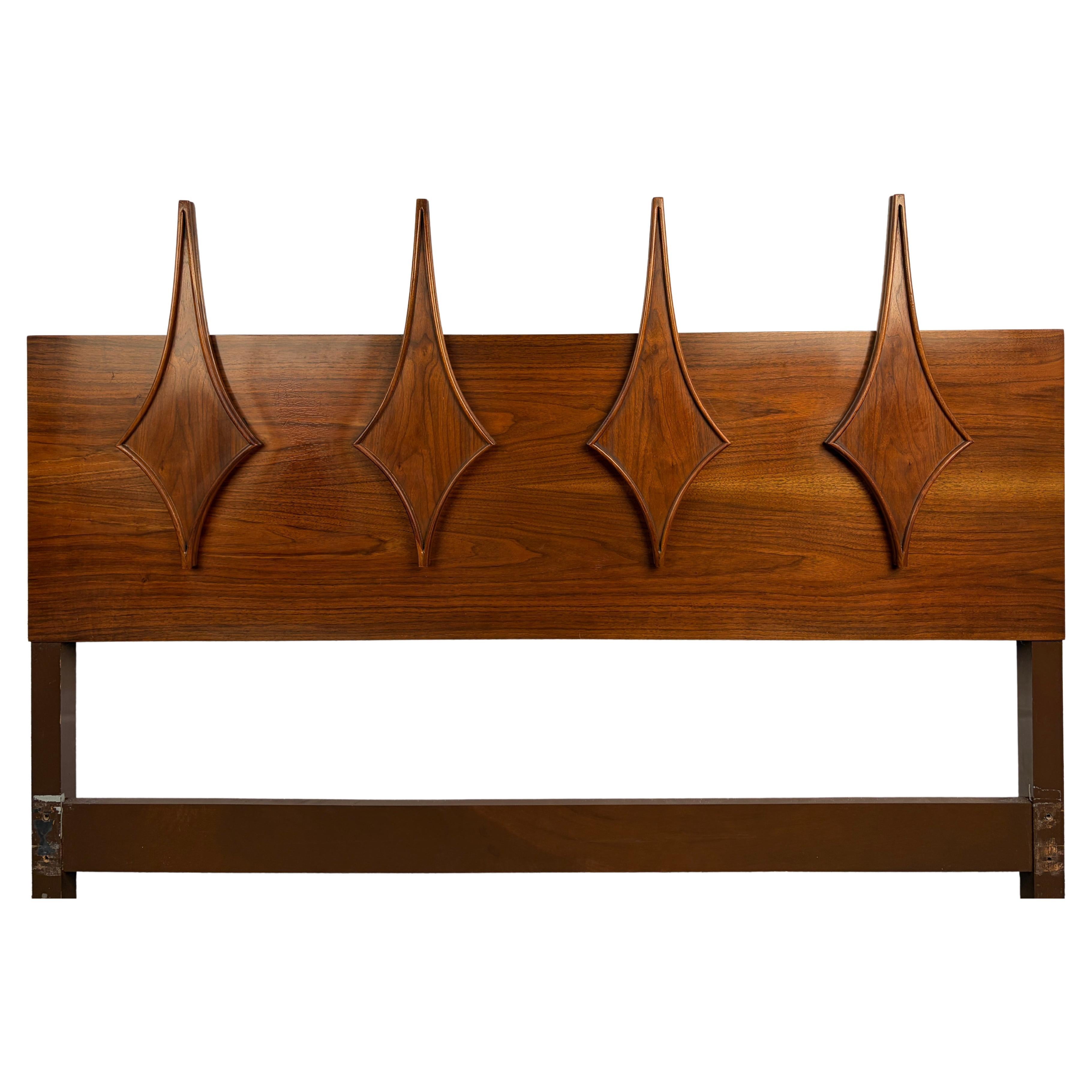 Mid-Century Modern Queen-Sized Sculptural Headboard in Walnut For Sale