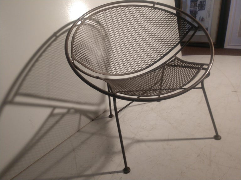 American Mid-Century Modern Radar Saucer Lounge Chair by John Salterini For Sale