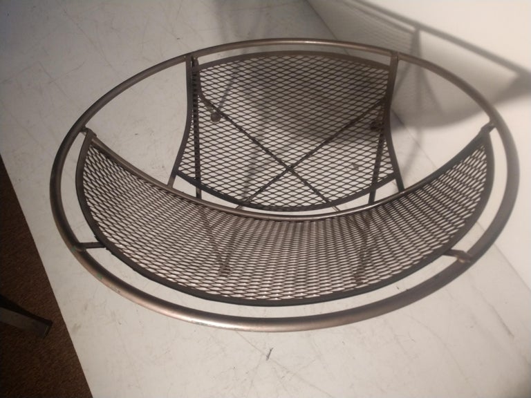 Mid-20th Century Mid-Century Modern Radar Saucer Lounge Chair by John Salterini For Sale