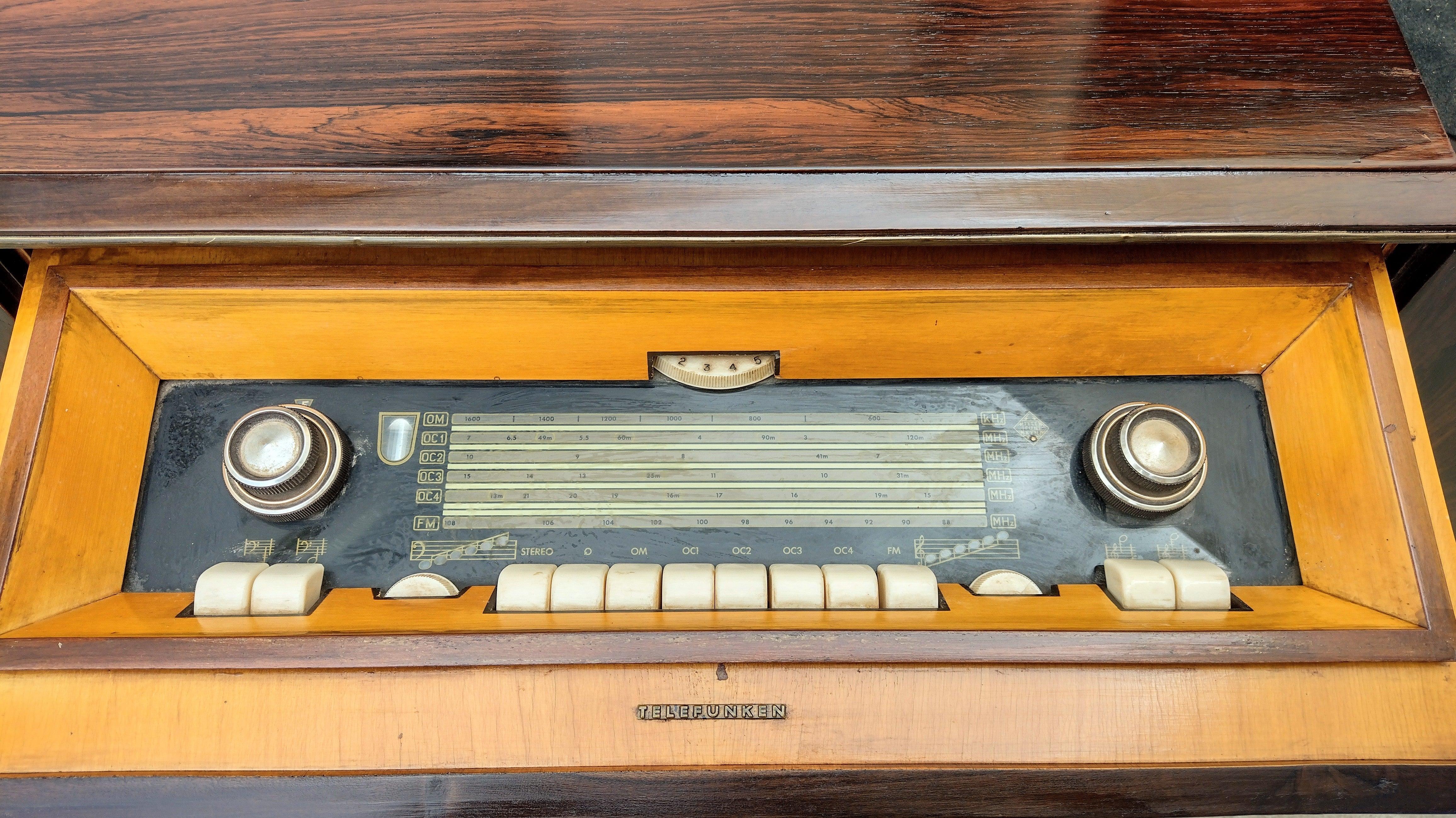 Mid-Century Modern Radio Victrola Telefunken in Rosewood 'Does Not Work' 2