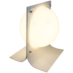 Mid-Century Modern Rare Acrylic Lucite Globe Table Lamp Guzzini, Era 1970s