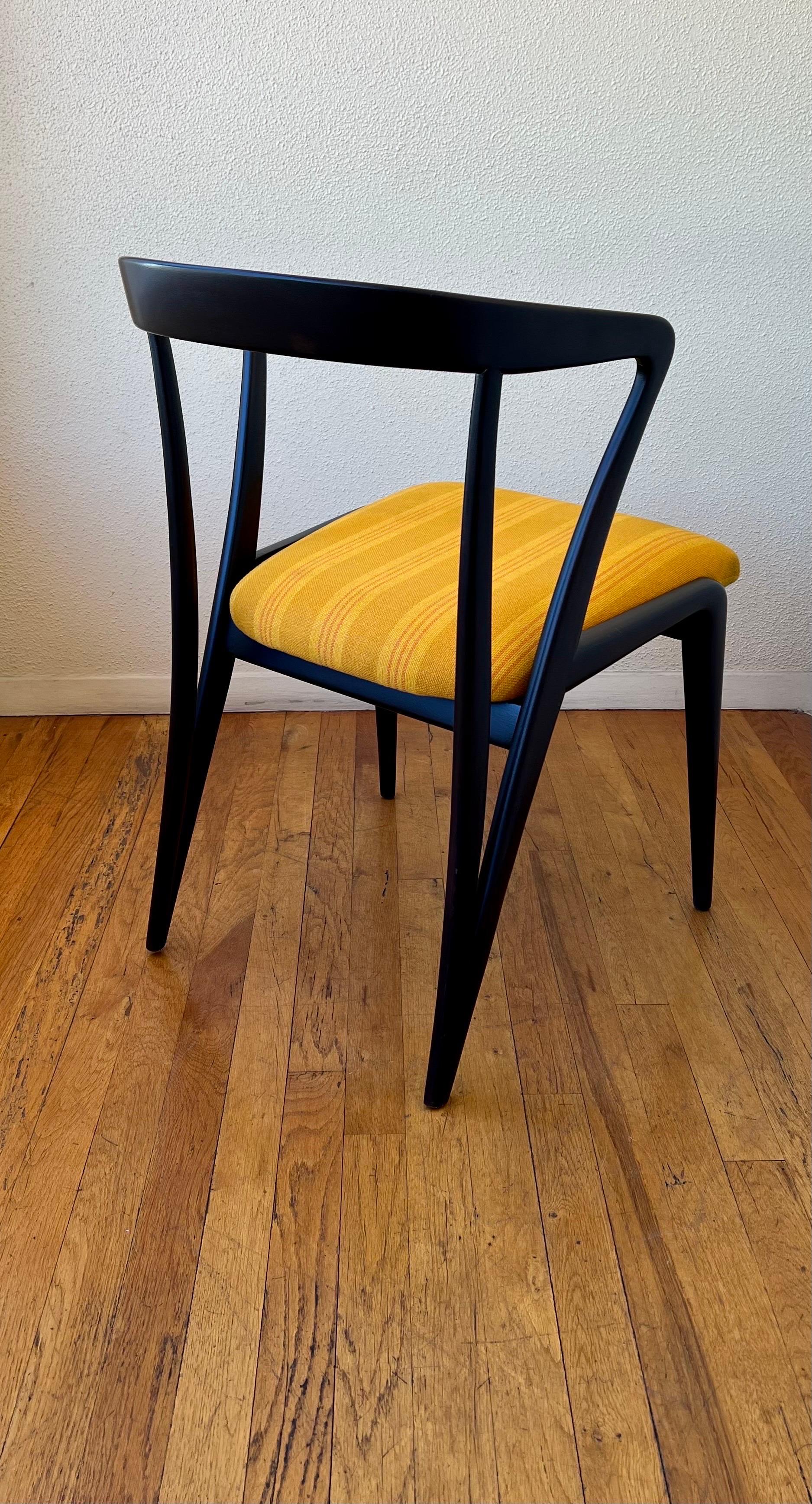 Beautiful and elegant single chair designed by Bertha Schaefer for Singer & Sons, freshly lacquer in charcoal finish color recovered in cloth danish fabric.
