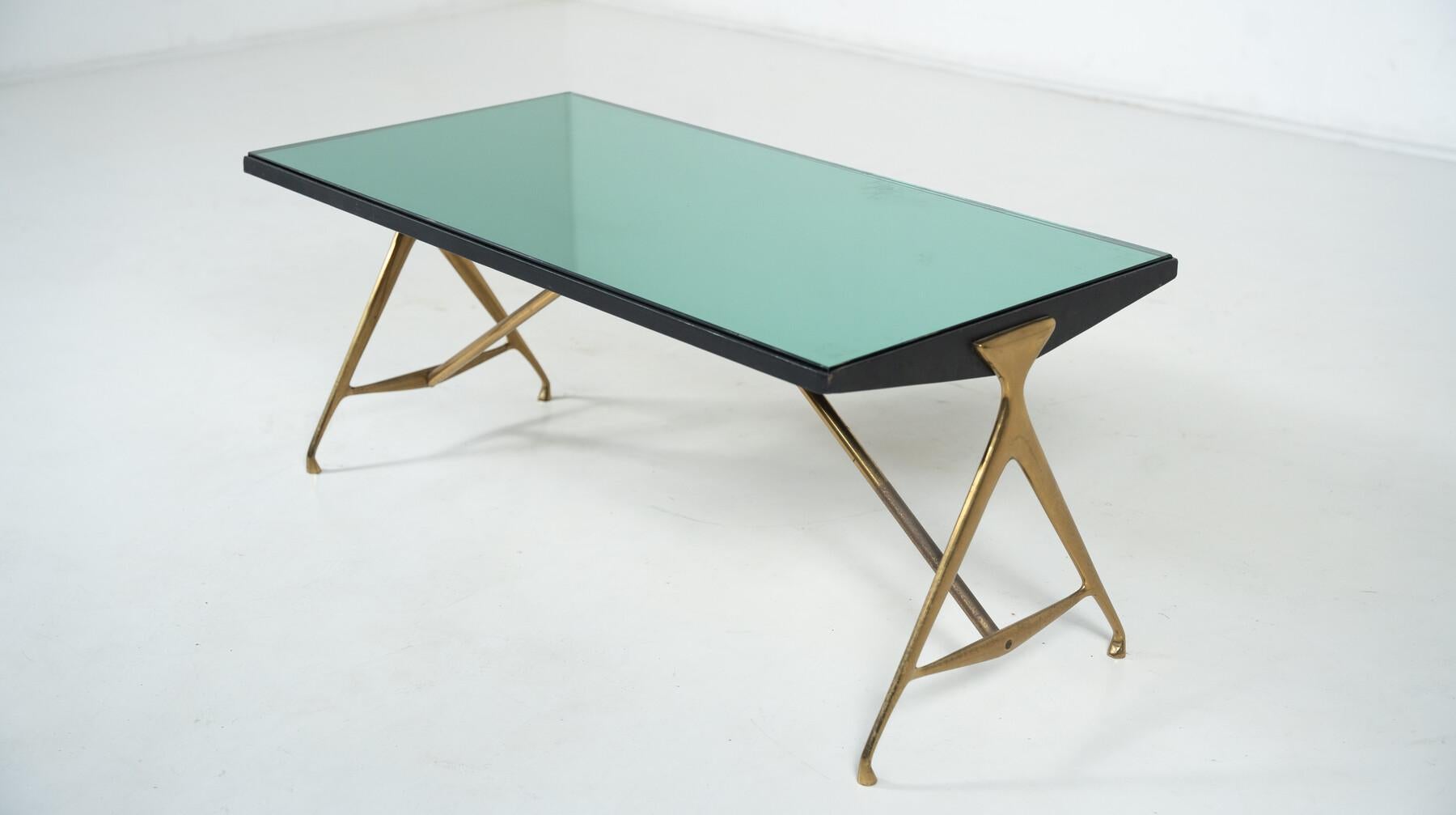 Raro tavolino da caffè del Mid-Century Modern di Max Ingrand, 1955 in vendita 6