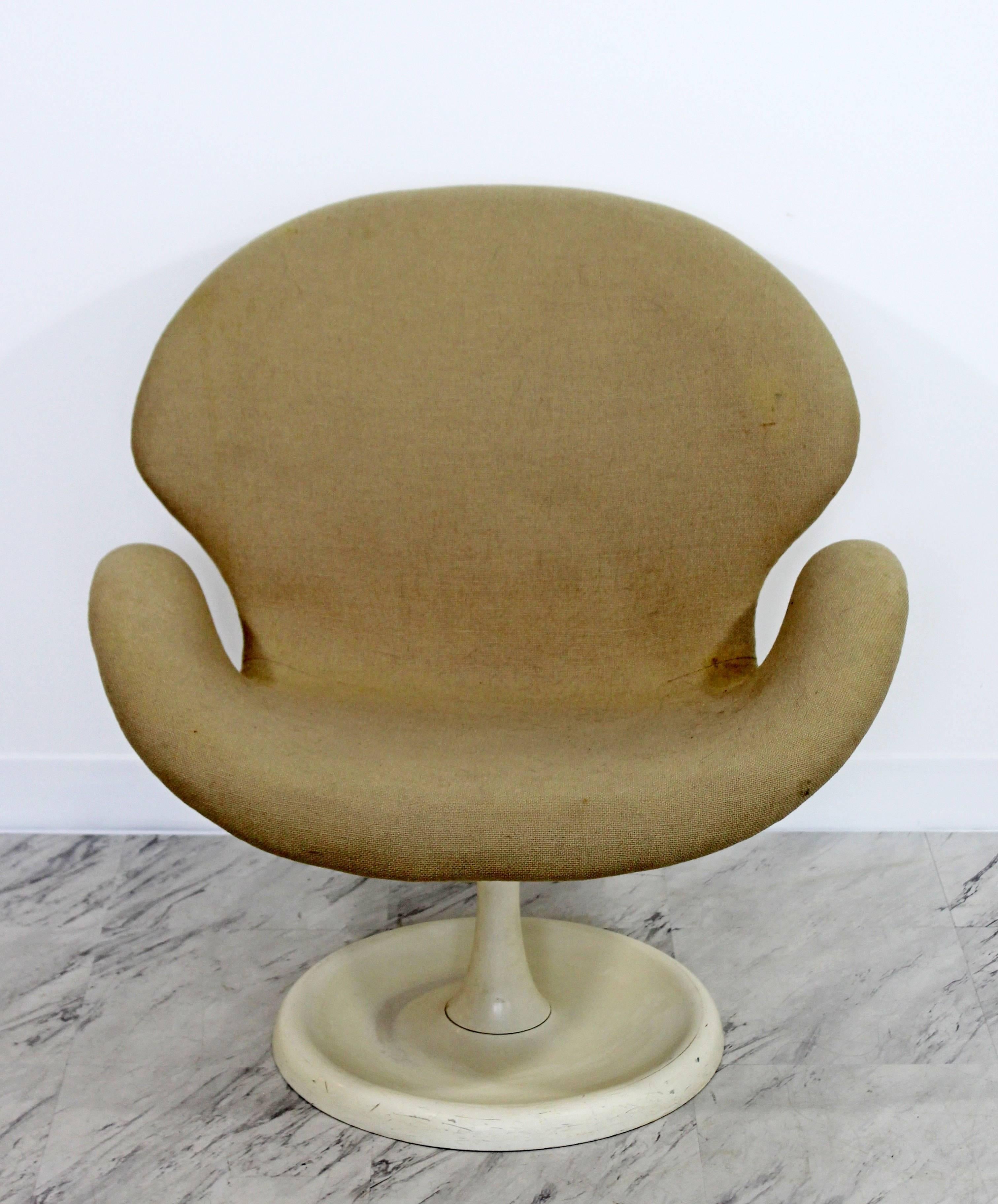 For your consideration is an incredibly rare Danish orchid lounge chair by Aage Egeriis, that swivels on its steel base, circa the 1960s. In good condition, but needs re-upholstery and re-foaming. The dimensions are 29.5
