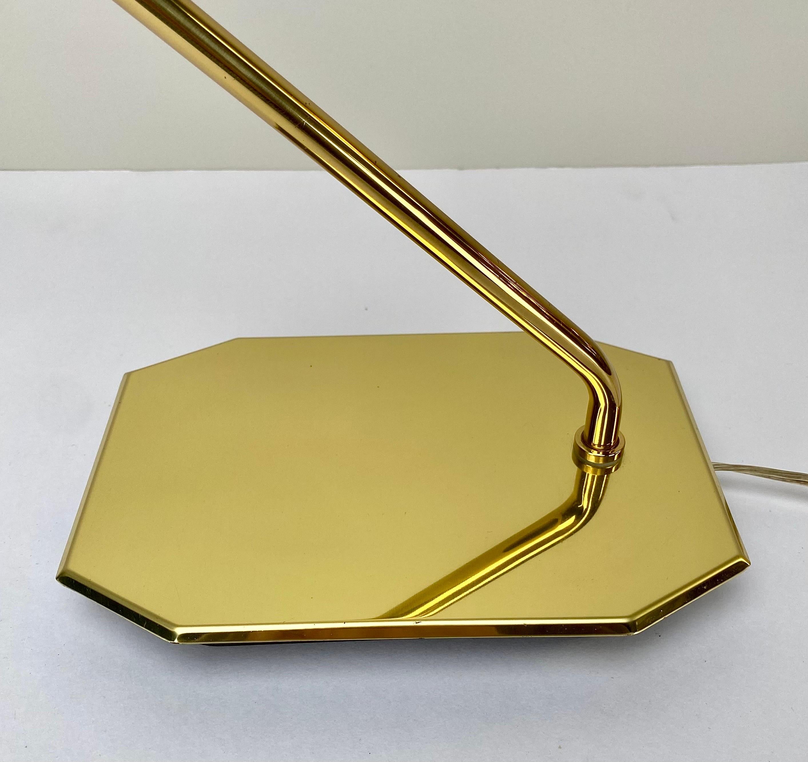 Mid-Century Modern Rare Koch & Lowy adjustable Pharmacy Brass Desk Lamp, a Pair  In Good Condition For Sale In Plainview, NY